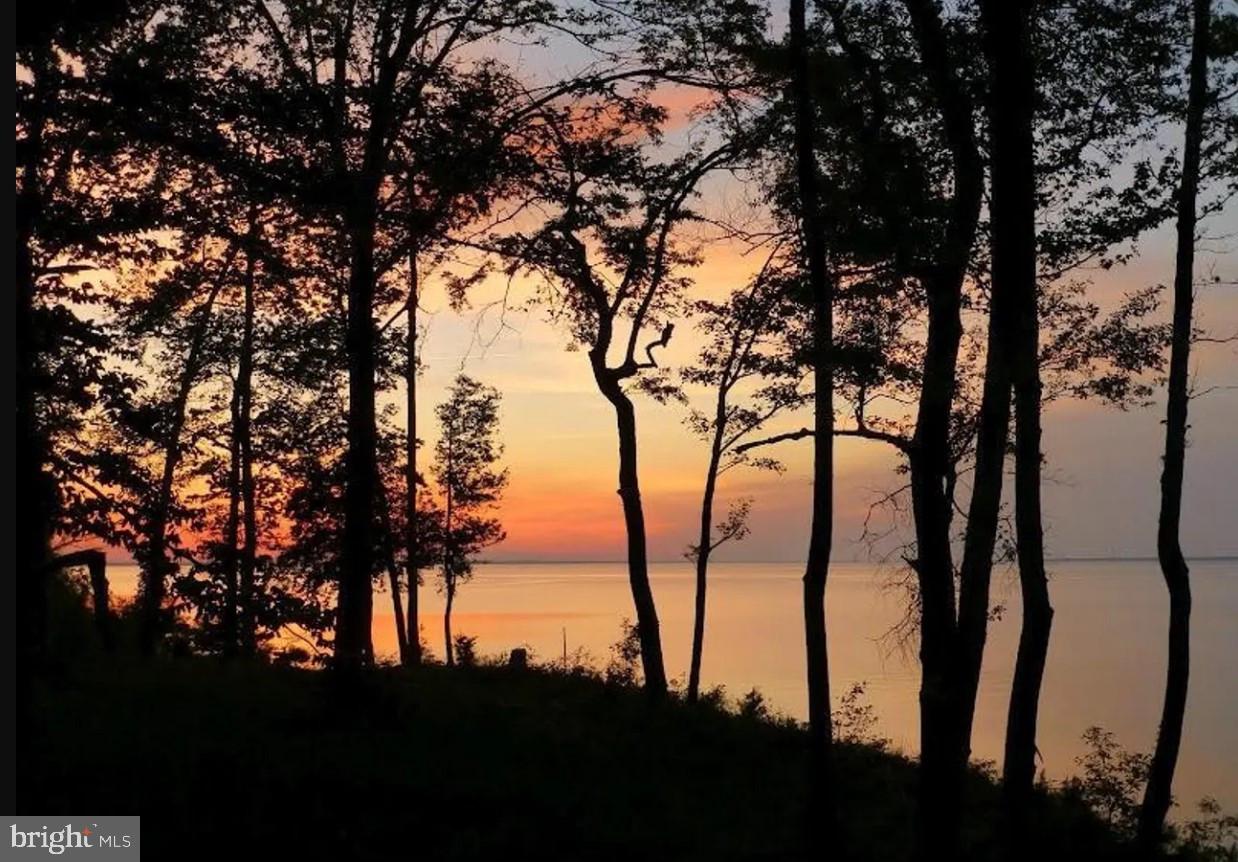 STRATFORD HARBOUR - Residential Lease