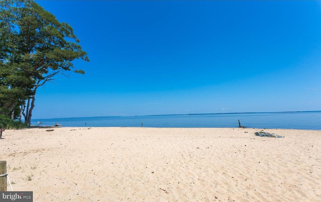 STRATFORD HARBOUR - Residential Lease