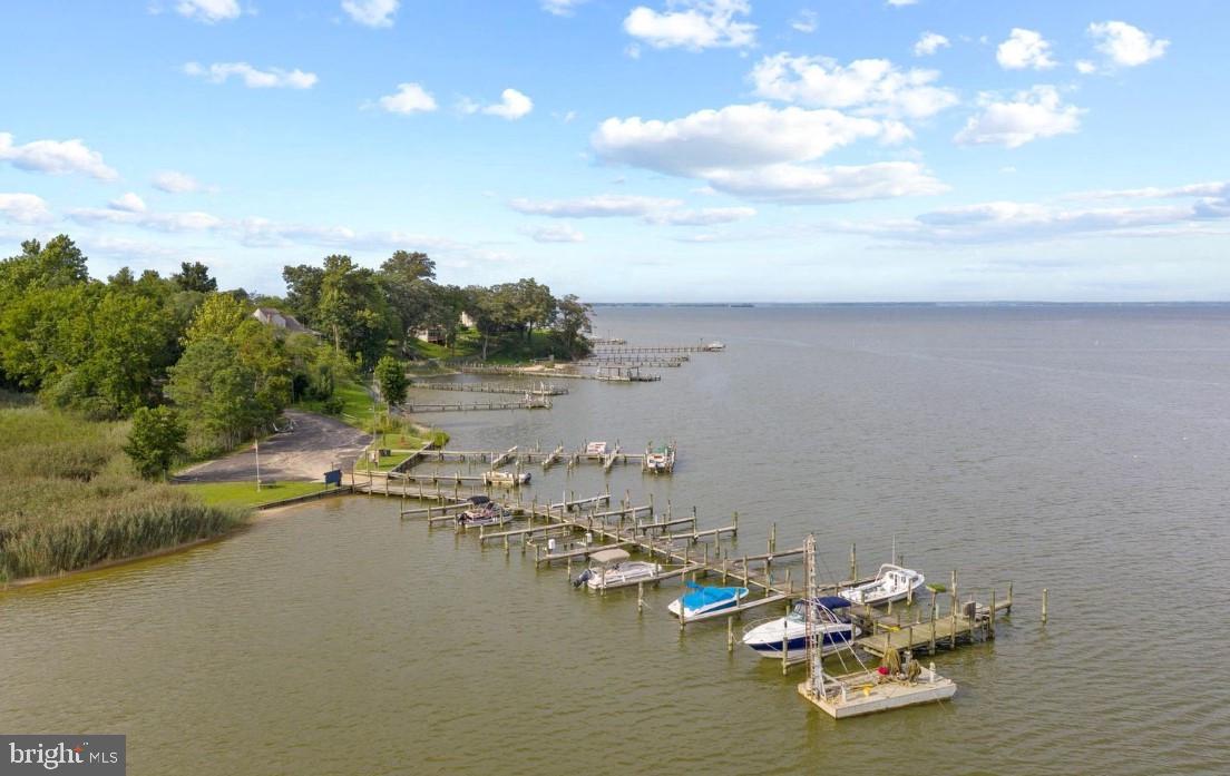 STRATFORD HARBOUR - Residential Lease