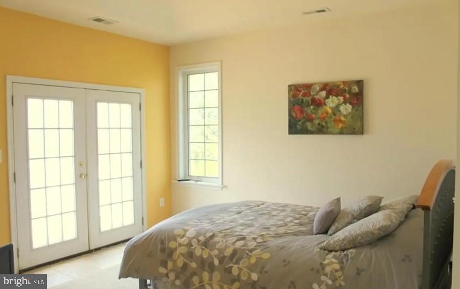 STRATFORD HARBOUR - Residential Lease