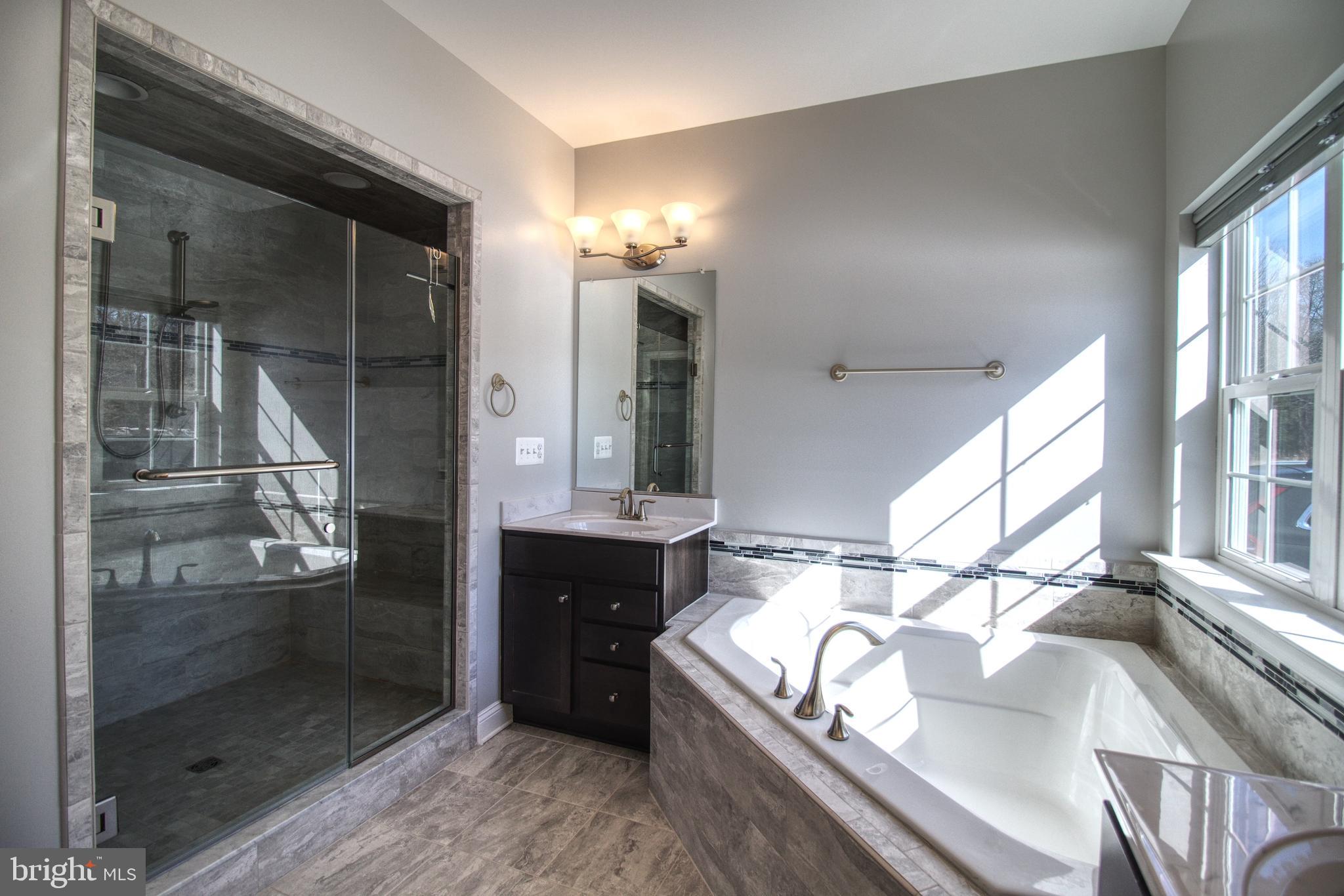 KNOTTING HILL - Residential