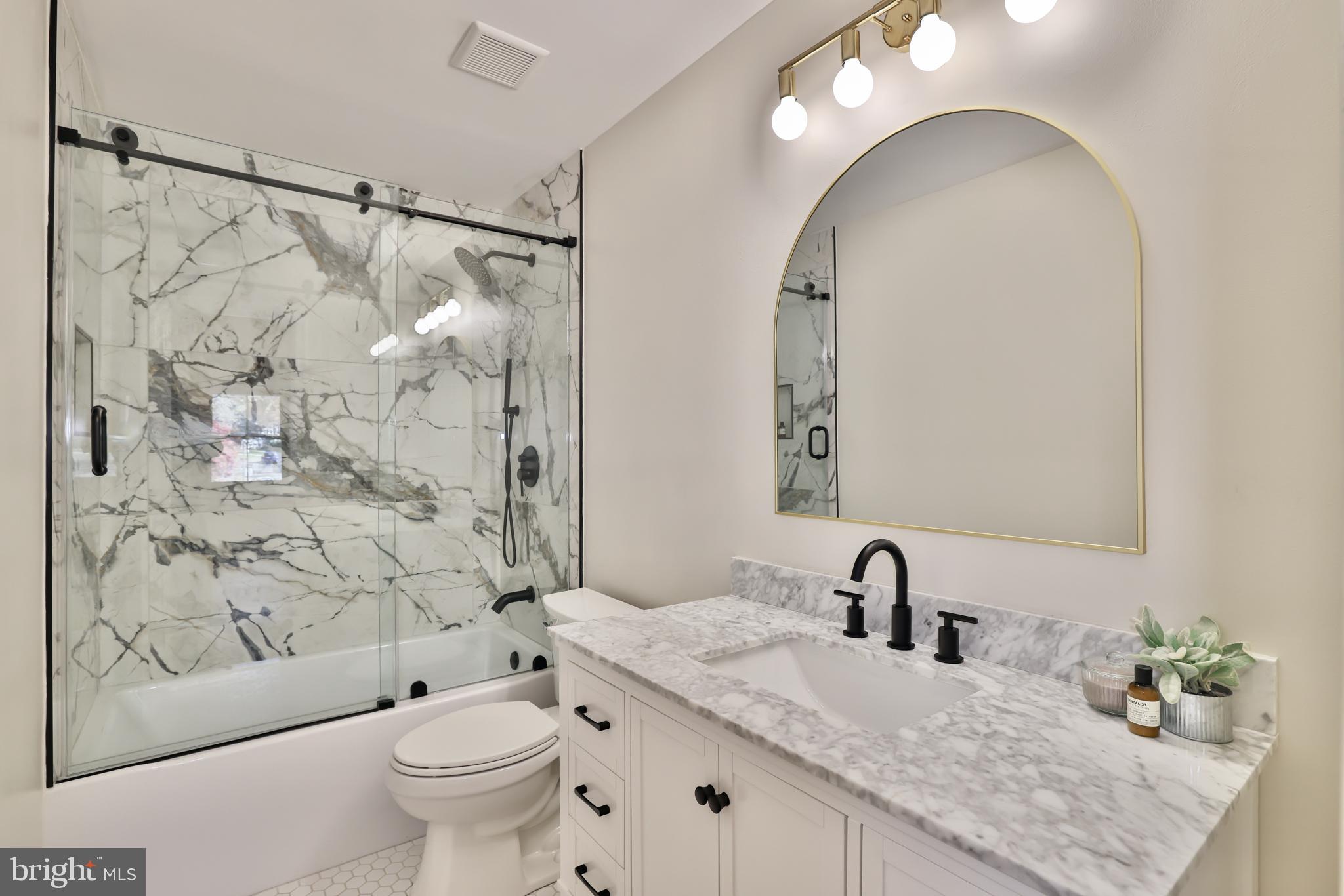 BARKER HILL - Residential