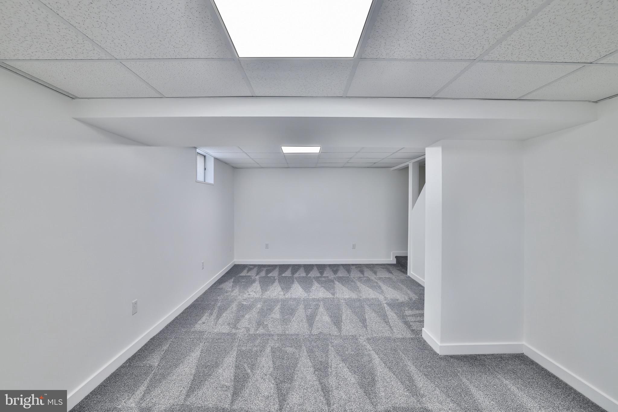 BARKER HILL - Residential