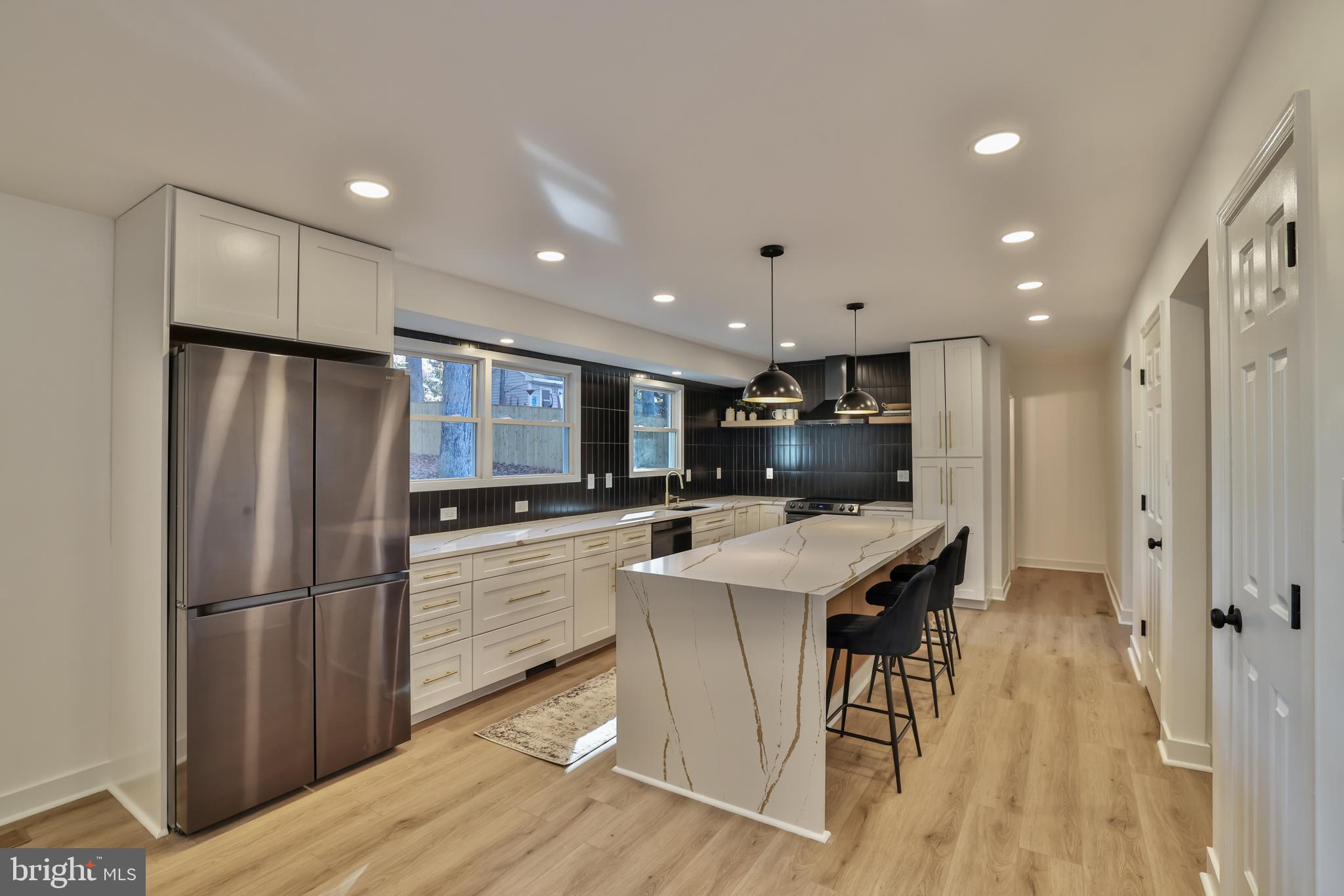 BARKER HILL - Residential