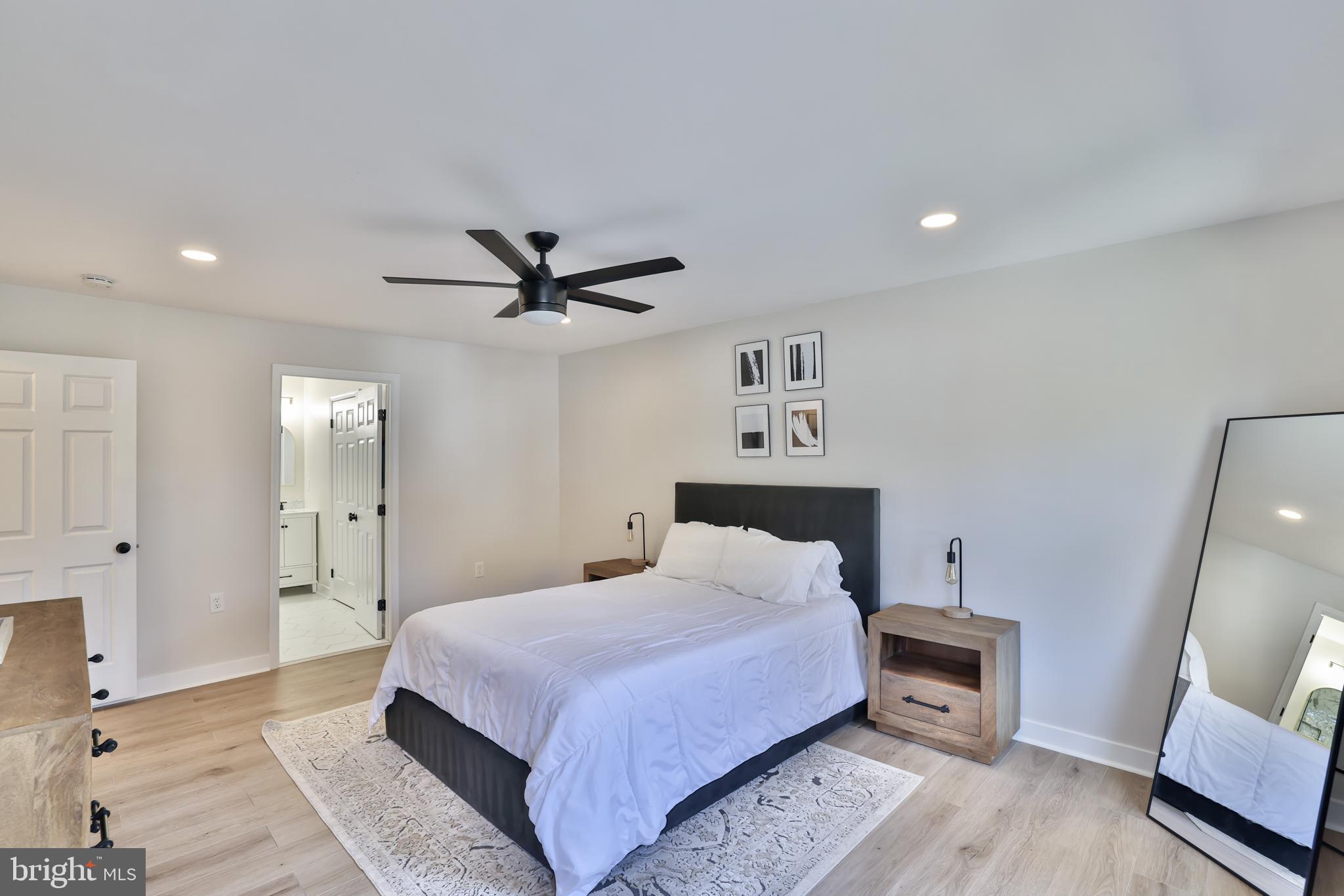 BARKER HILL - Residential