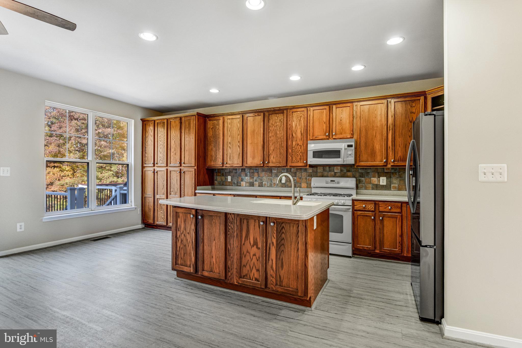 PEMBROOKE - Residential