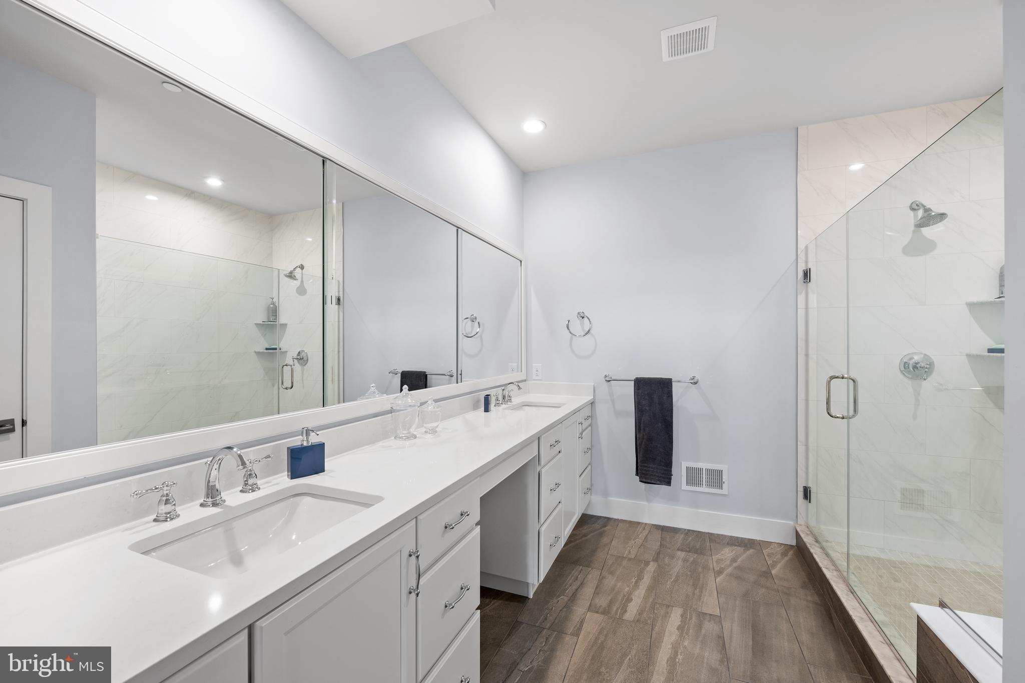 LISETER - Residential