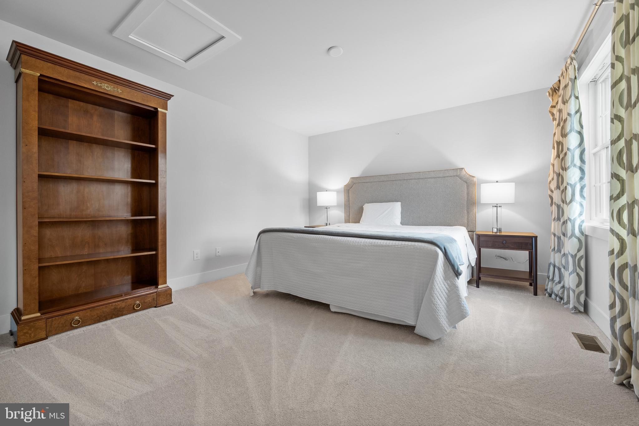 LISETER - Residential