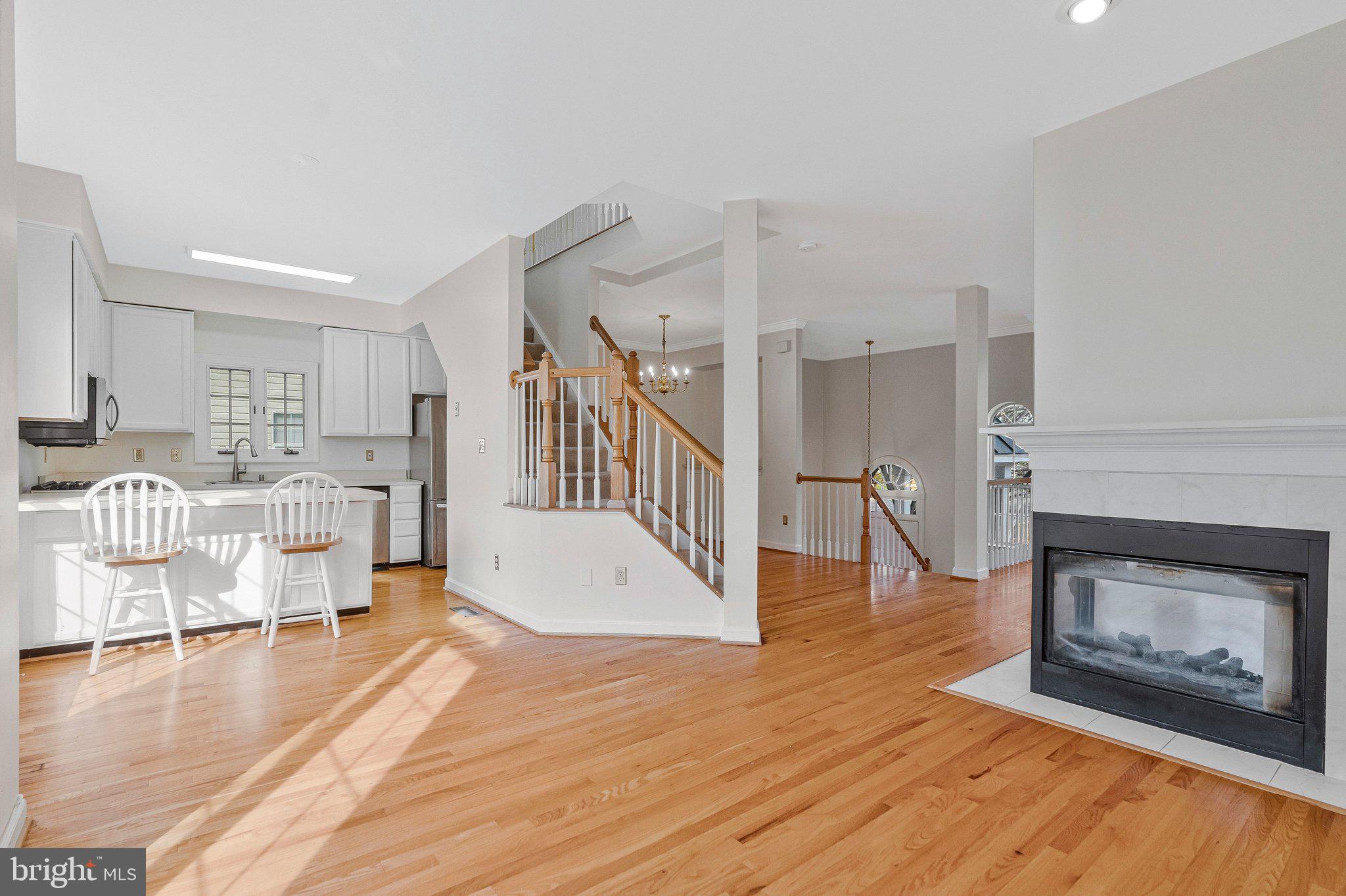 LOWES ISLAND - Residential