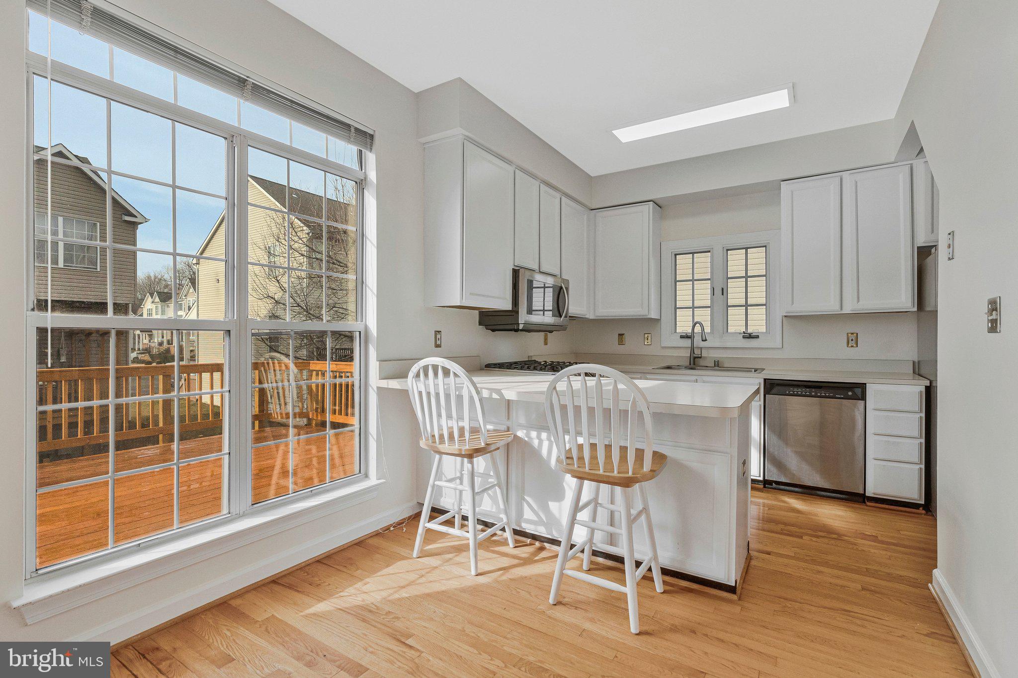 LOWES ISLAND - Residential