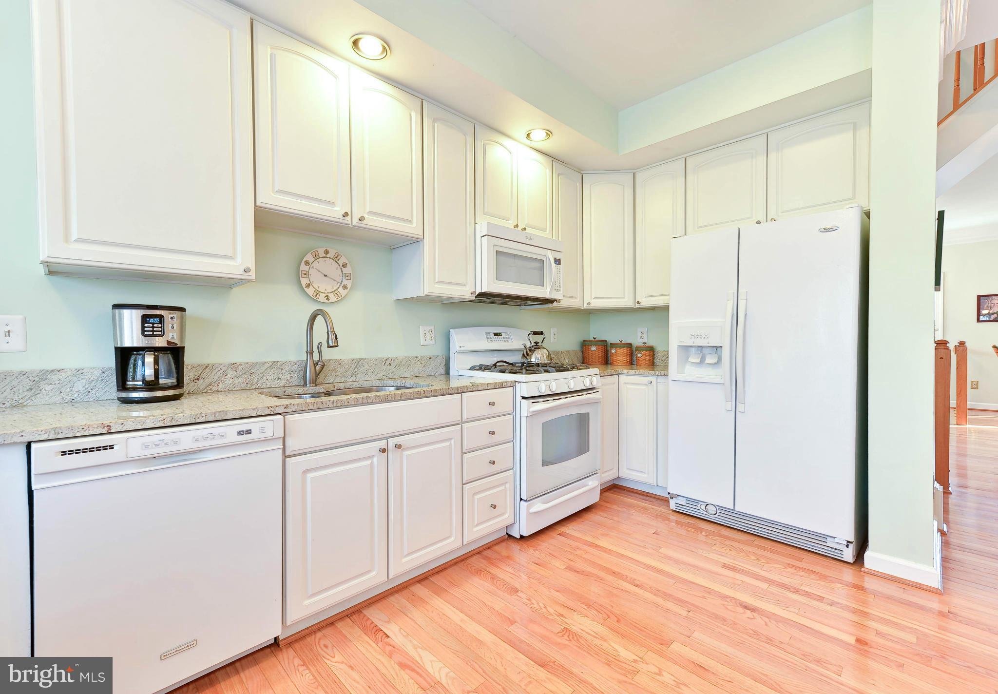 ISLAND CREEK - Residential