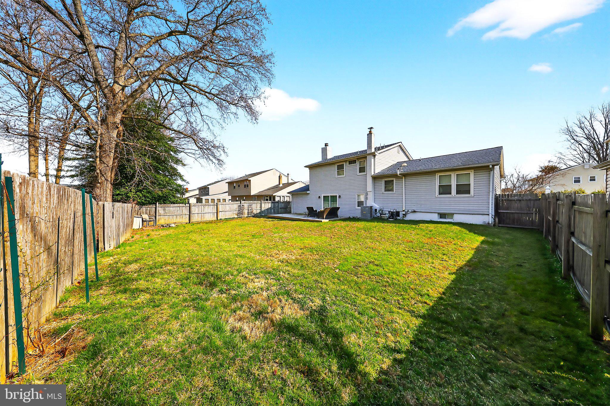 EAGLE GLEN - Residential