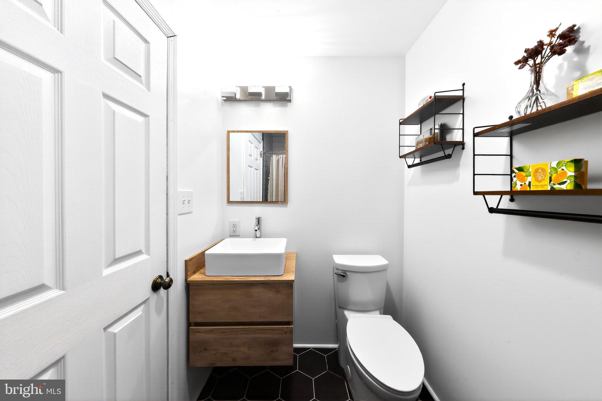 EAGLE GLEN - Residential