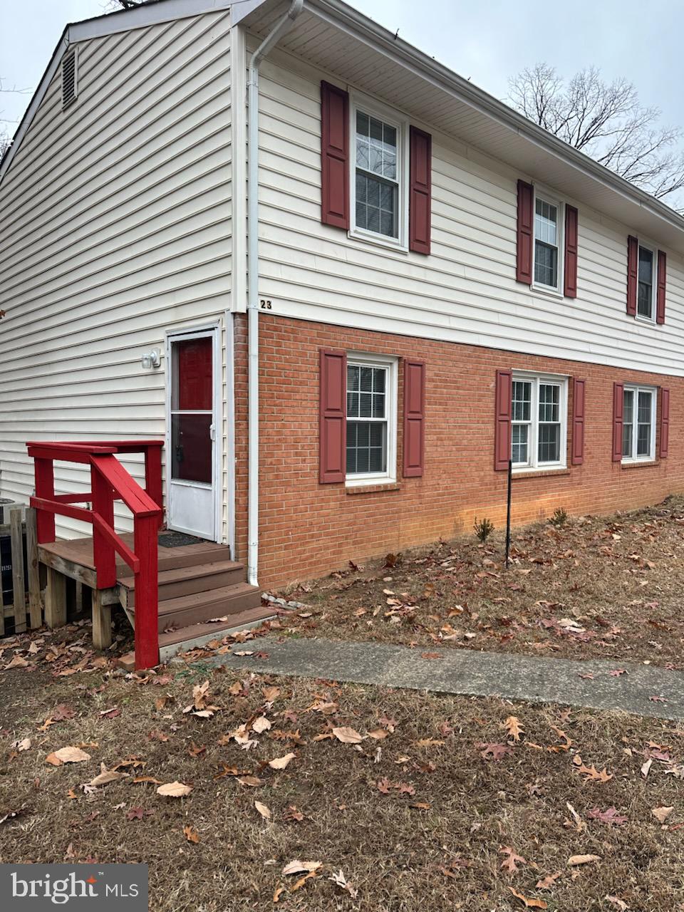 STAFFORD OAKS - Residential Lease