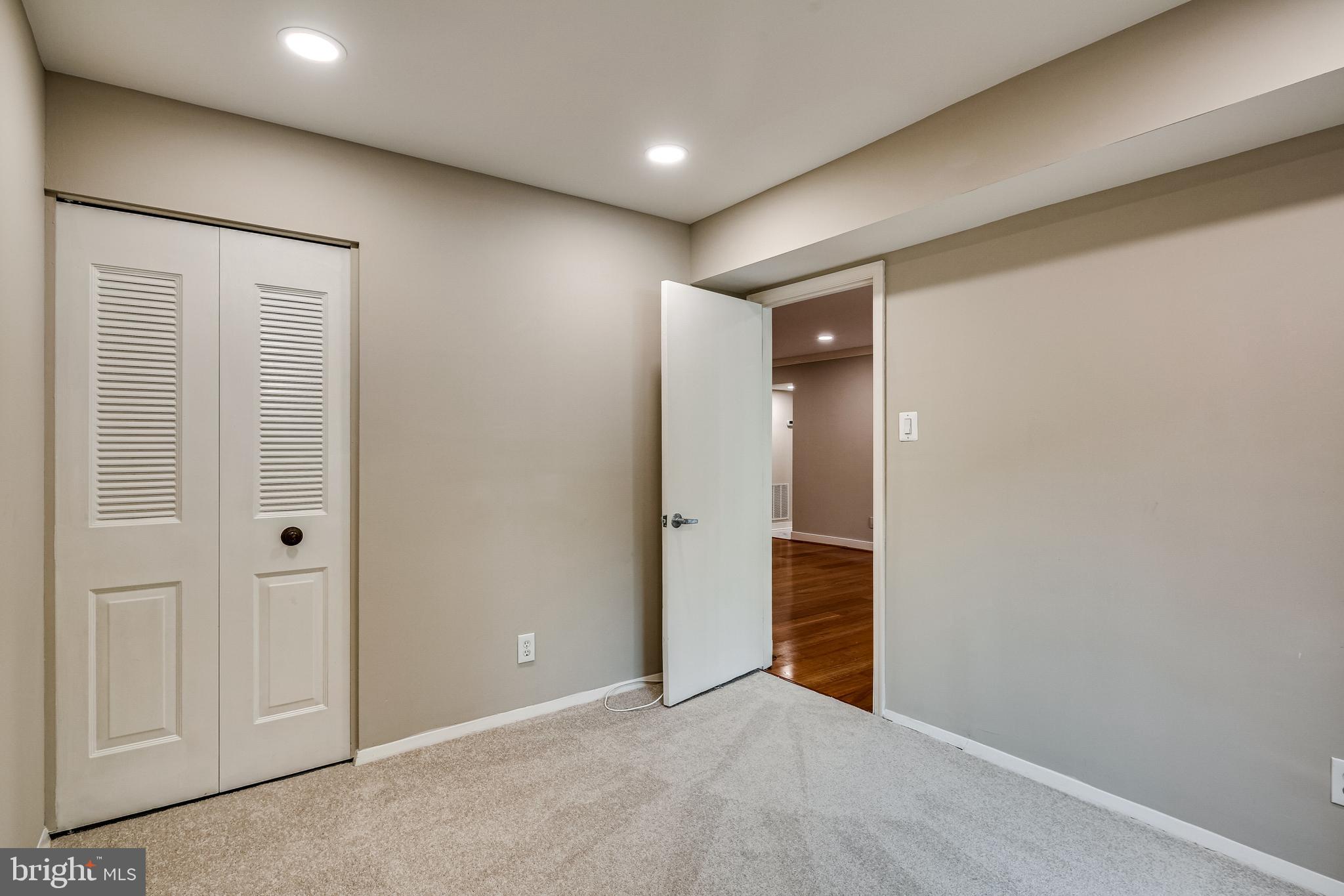 GEORGETOWN VILLAGE - Residential