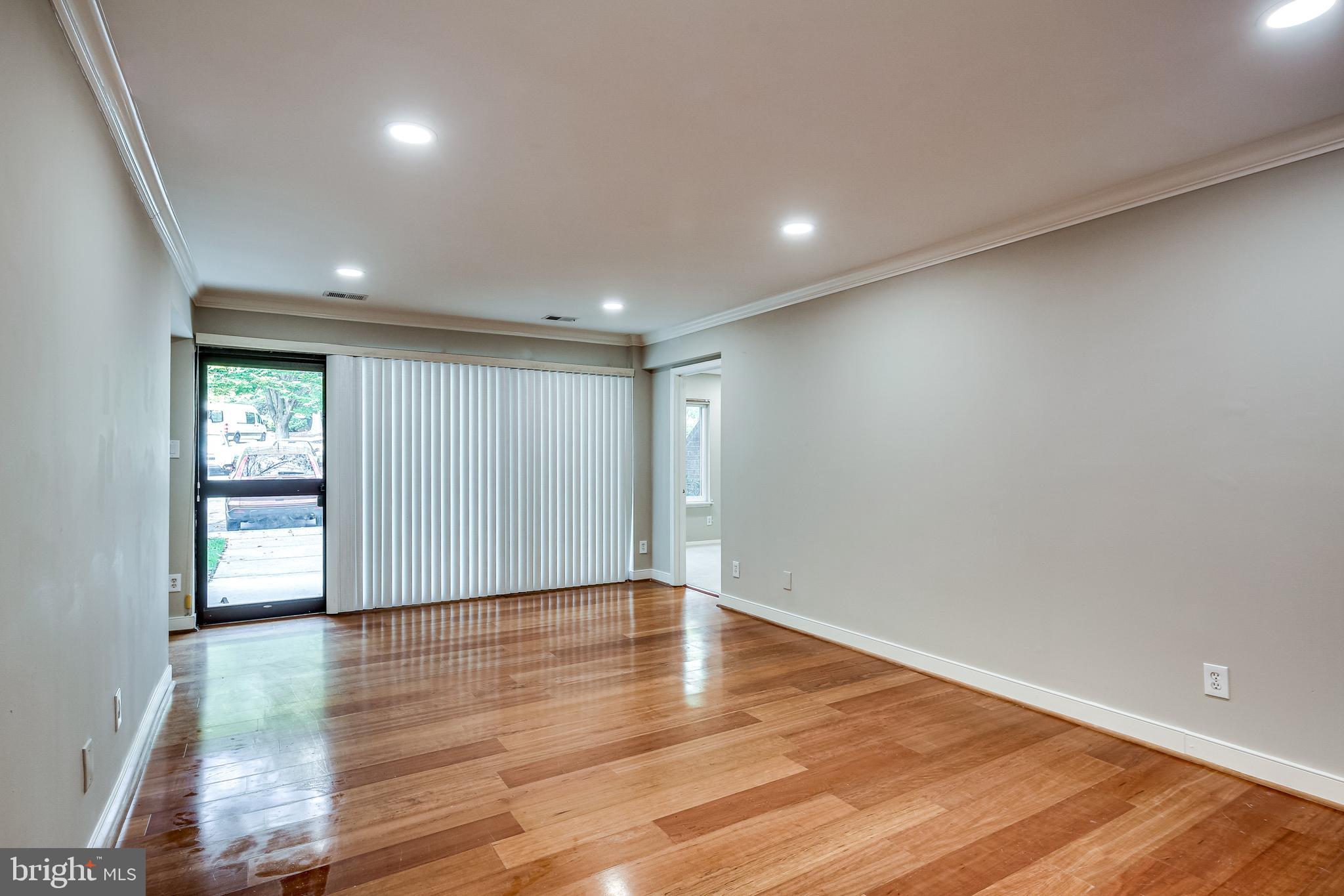 GEORGETOWN VILLAGE - Residential