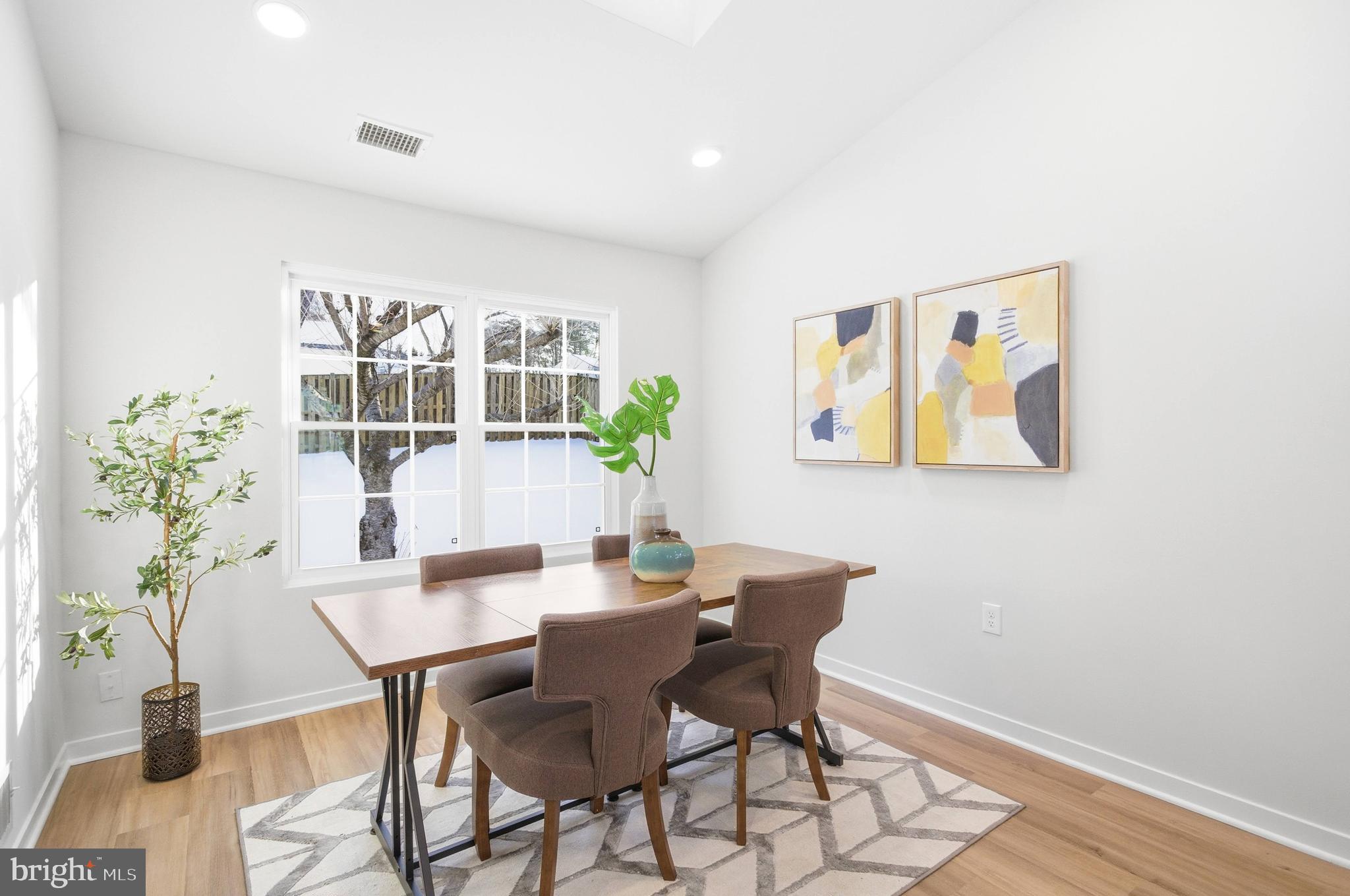 PEPPER TREE - Residential