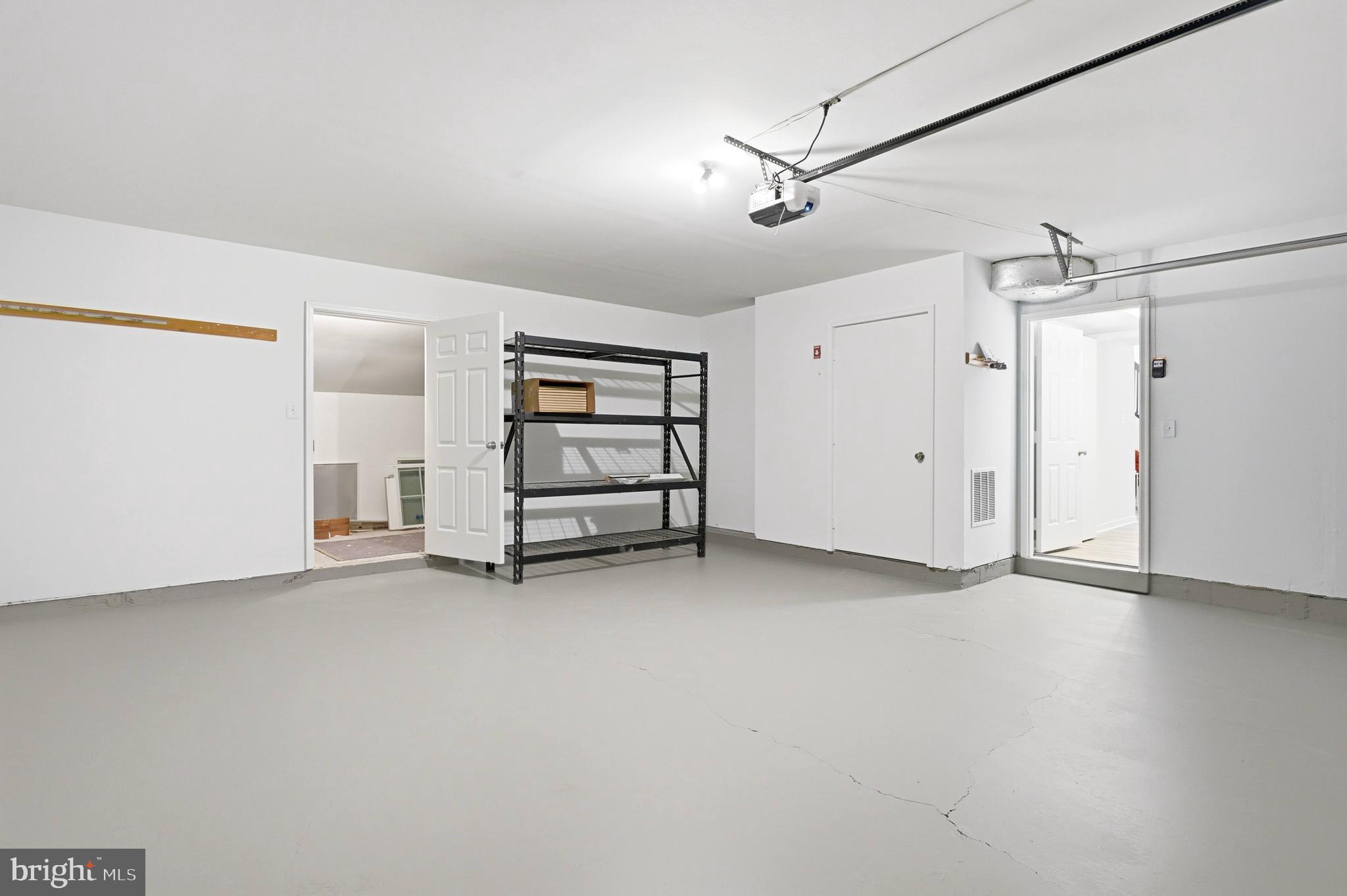 PEPPER TREE - Residential