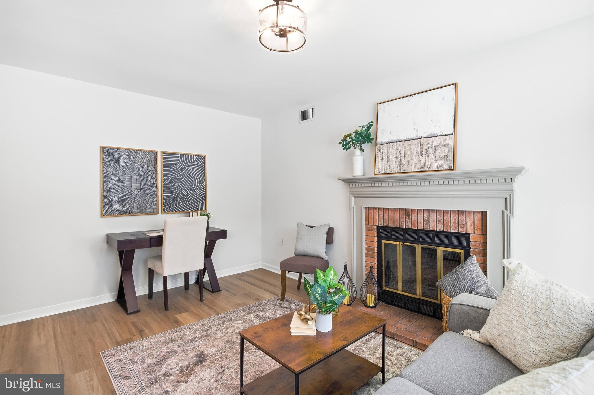 PEPPER TREE - Residential