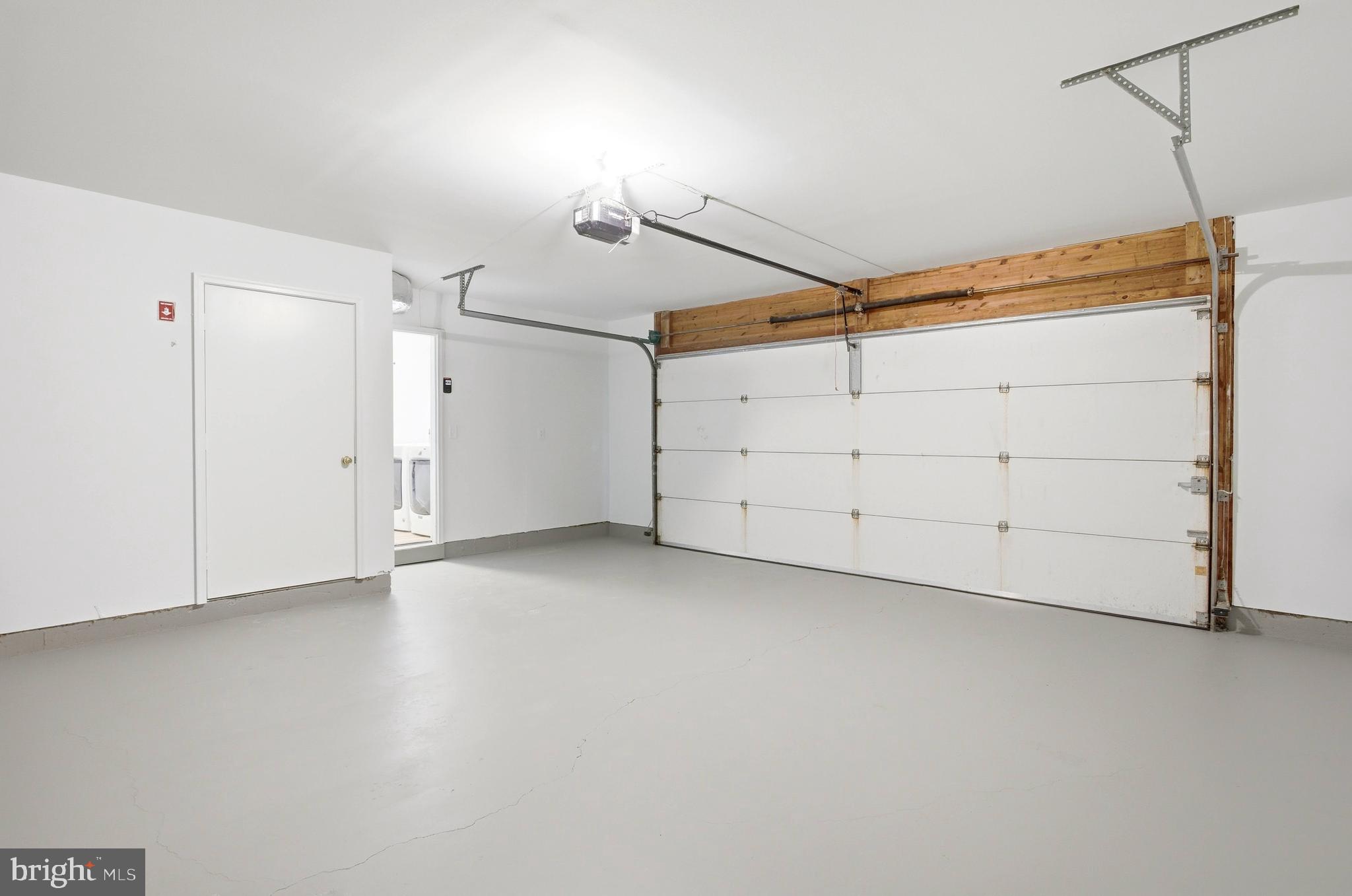 PEPPER TREE - Residential