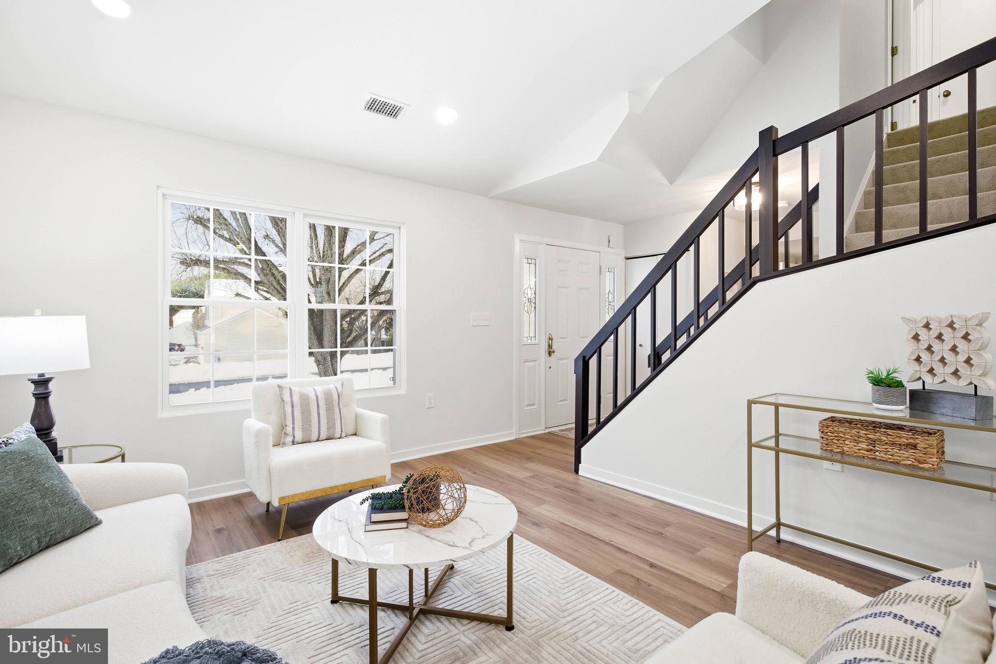 PEPPER TREE - Residential