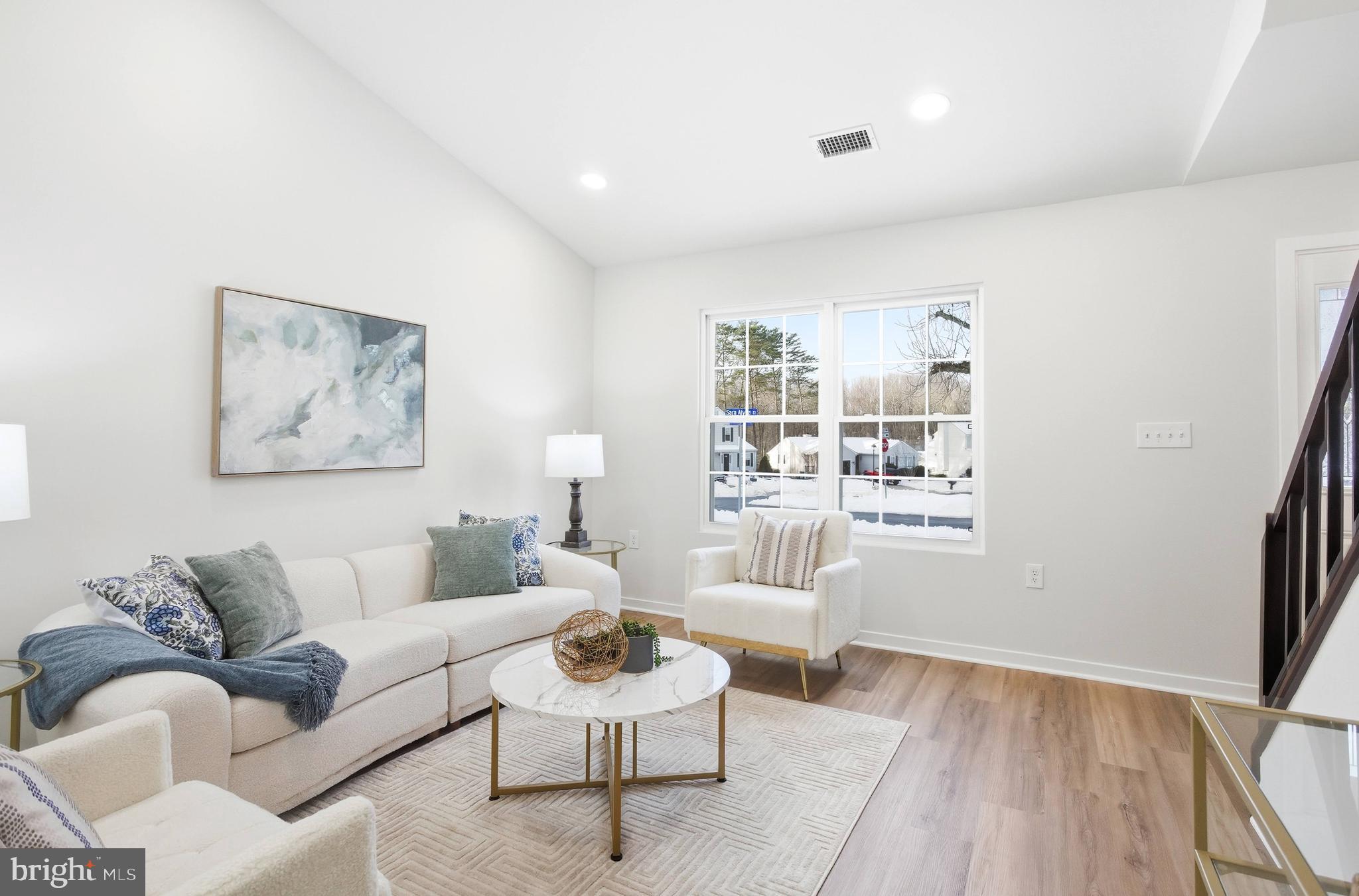 PEPPER TREE - Residential