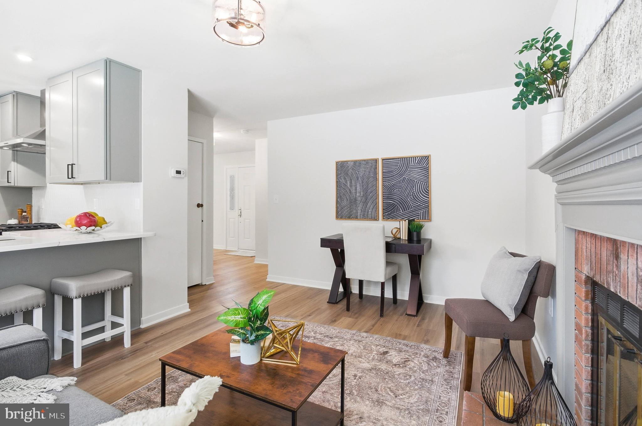 PEPPER TREE - Residential