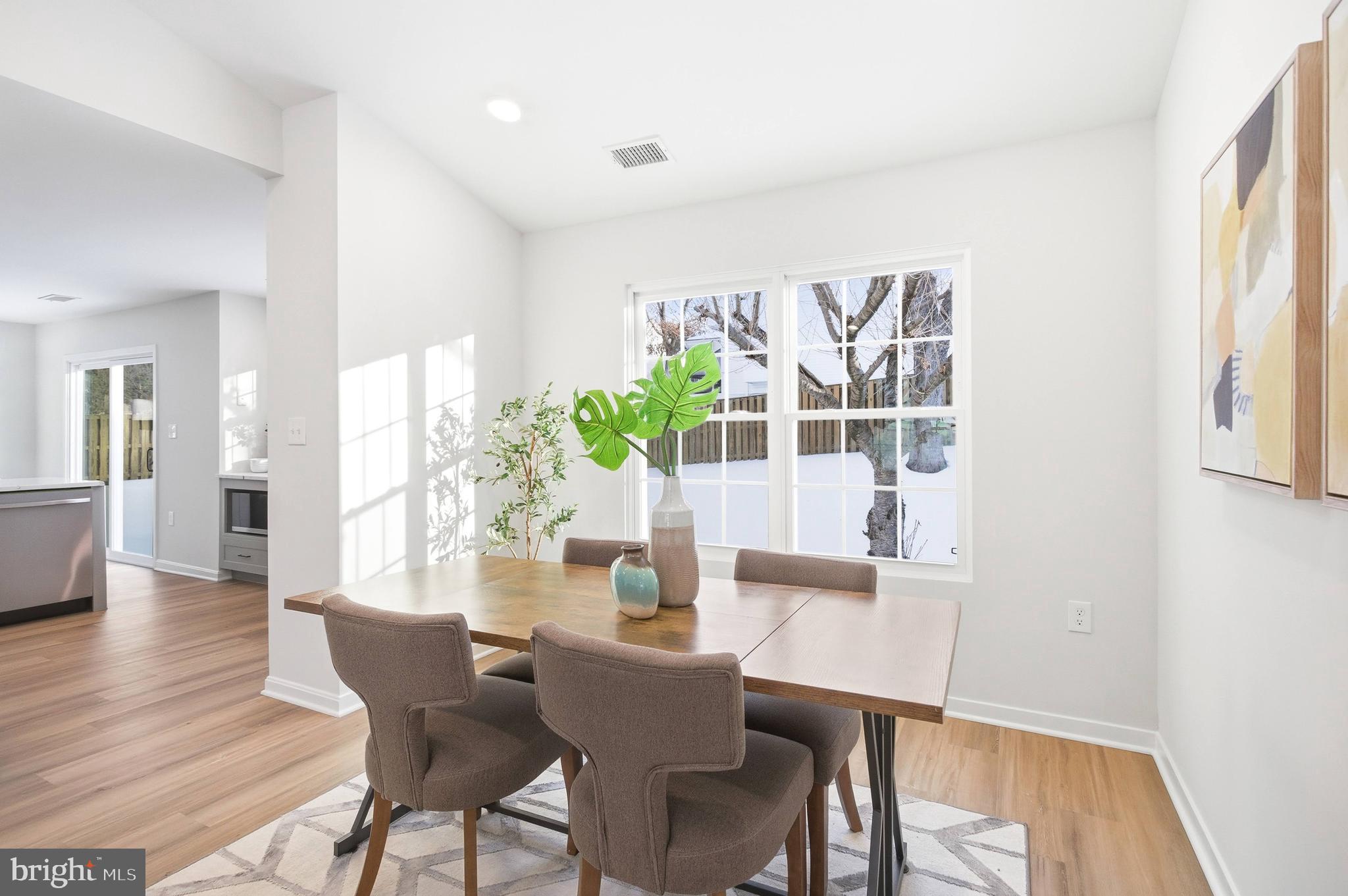 PEPPER TREE - Residential