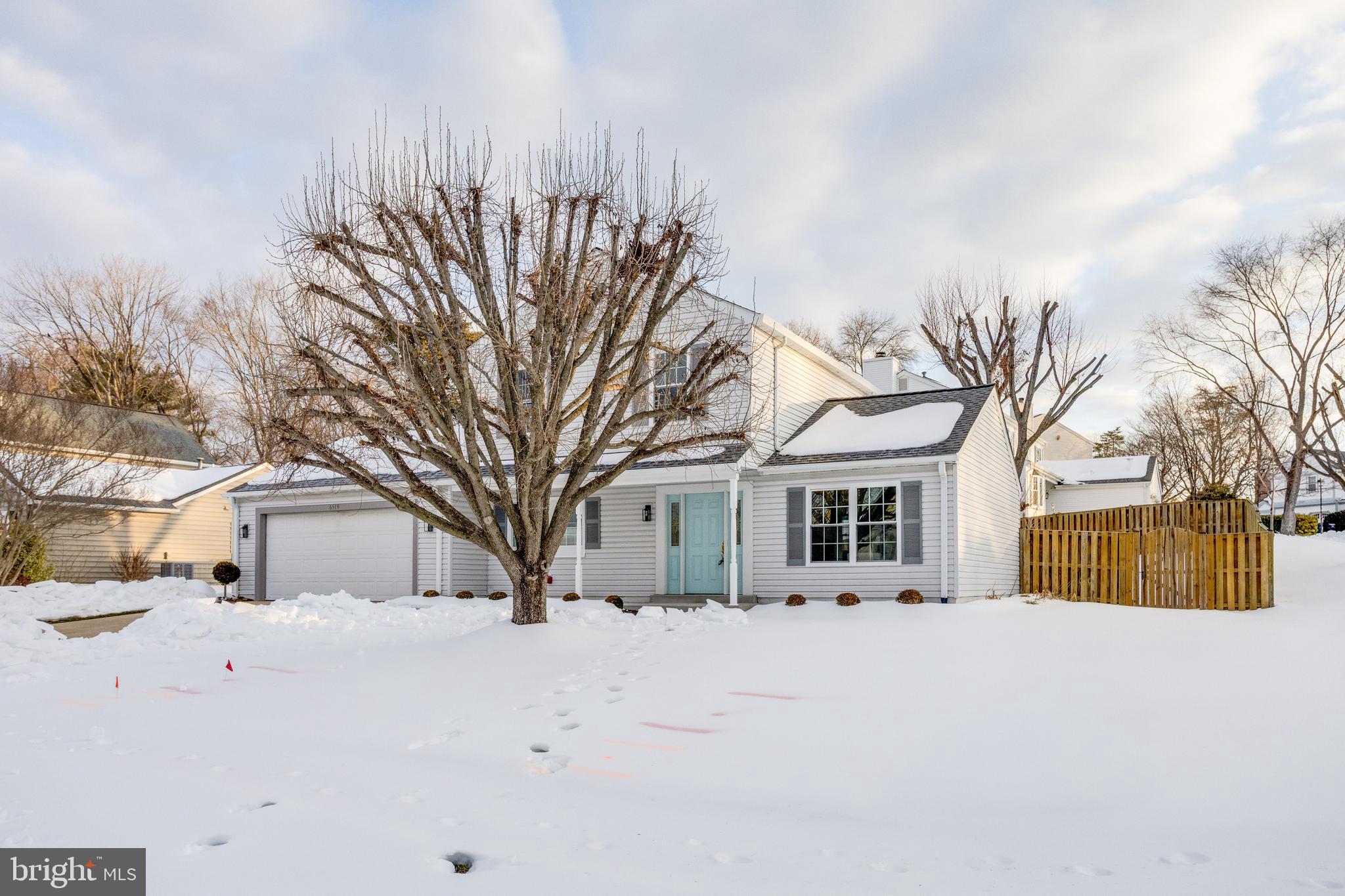 PEPPER TREE - Residential