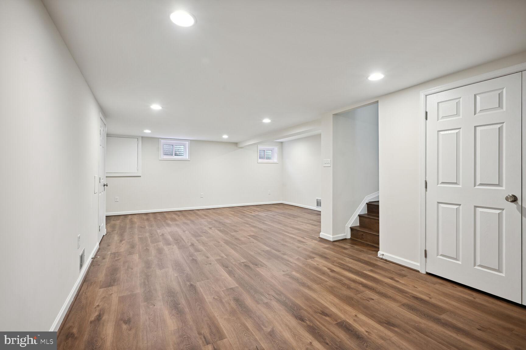 EAST GATE OF POTOMAC - Residential