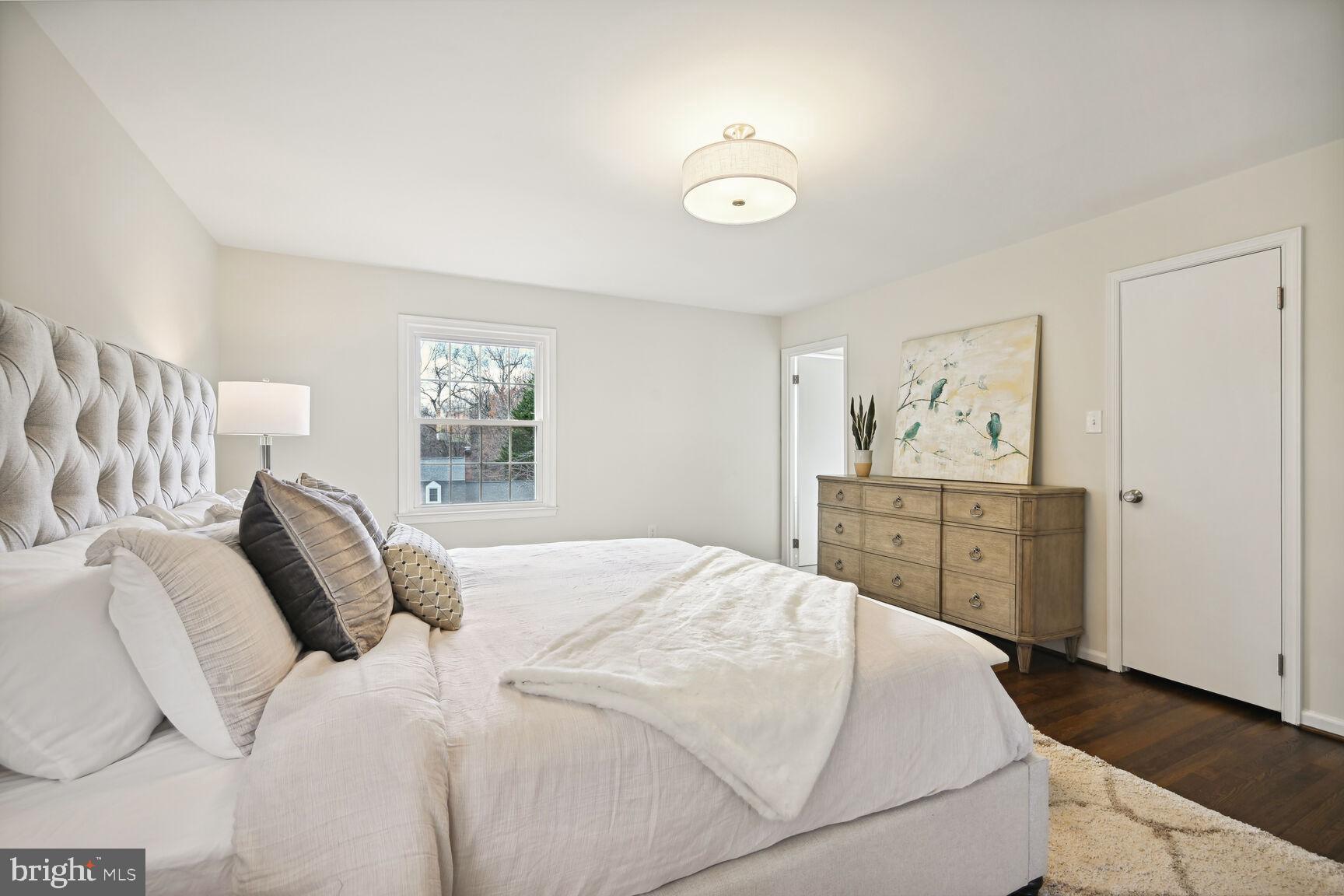 EAST GATE OF POTOMAC - Residential