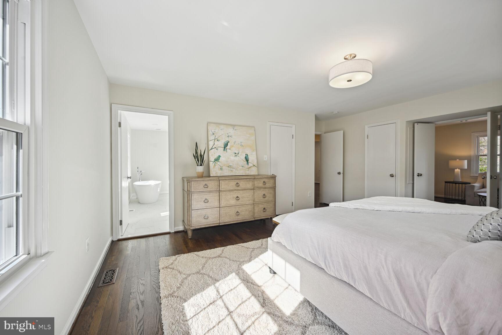 EAST GATE OF POTOMAC - Residential