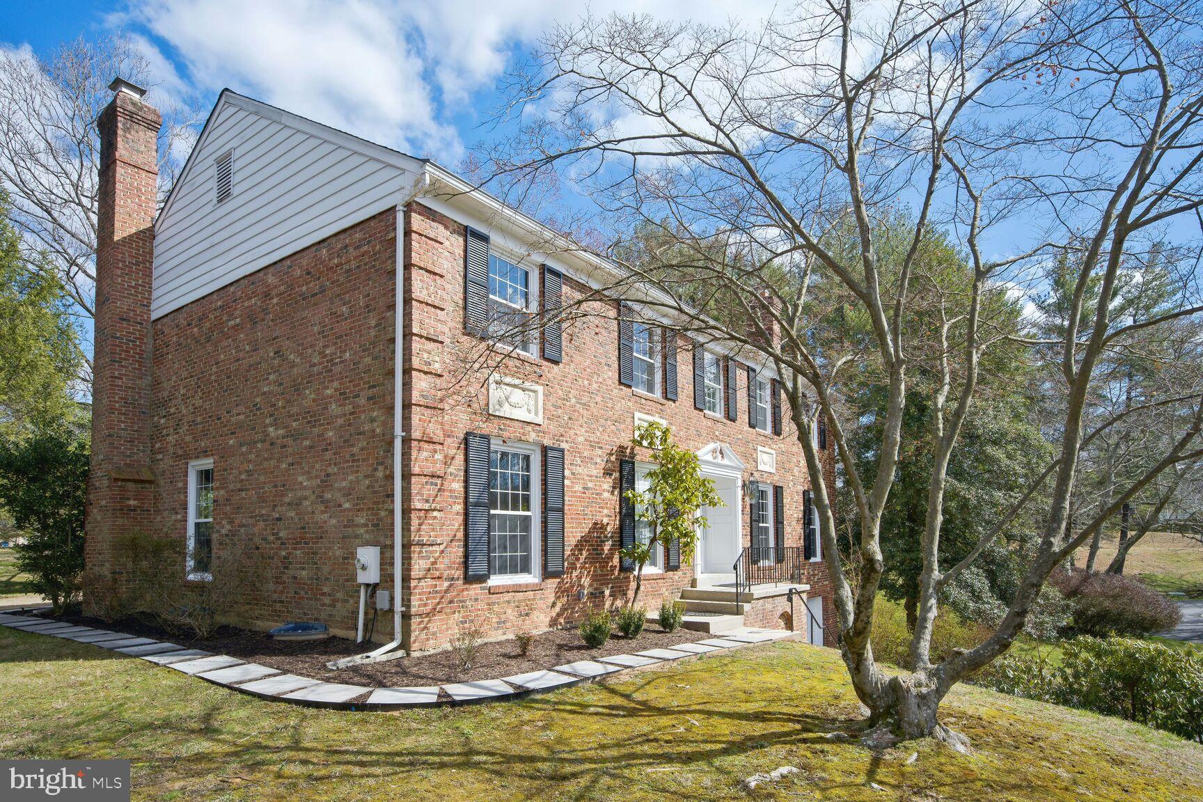 EAST GATE OF POTOMAC - Residential