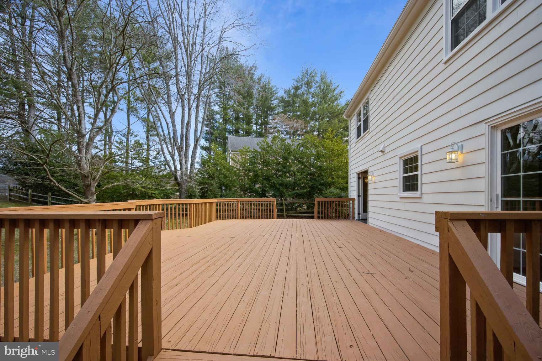 EAST GATE OF POTOMAC - Residential