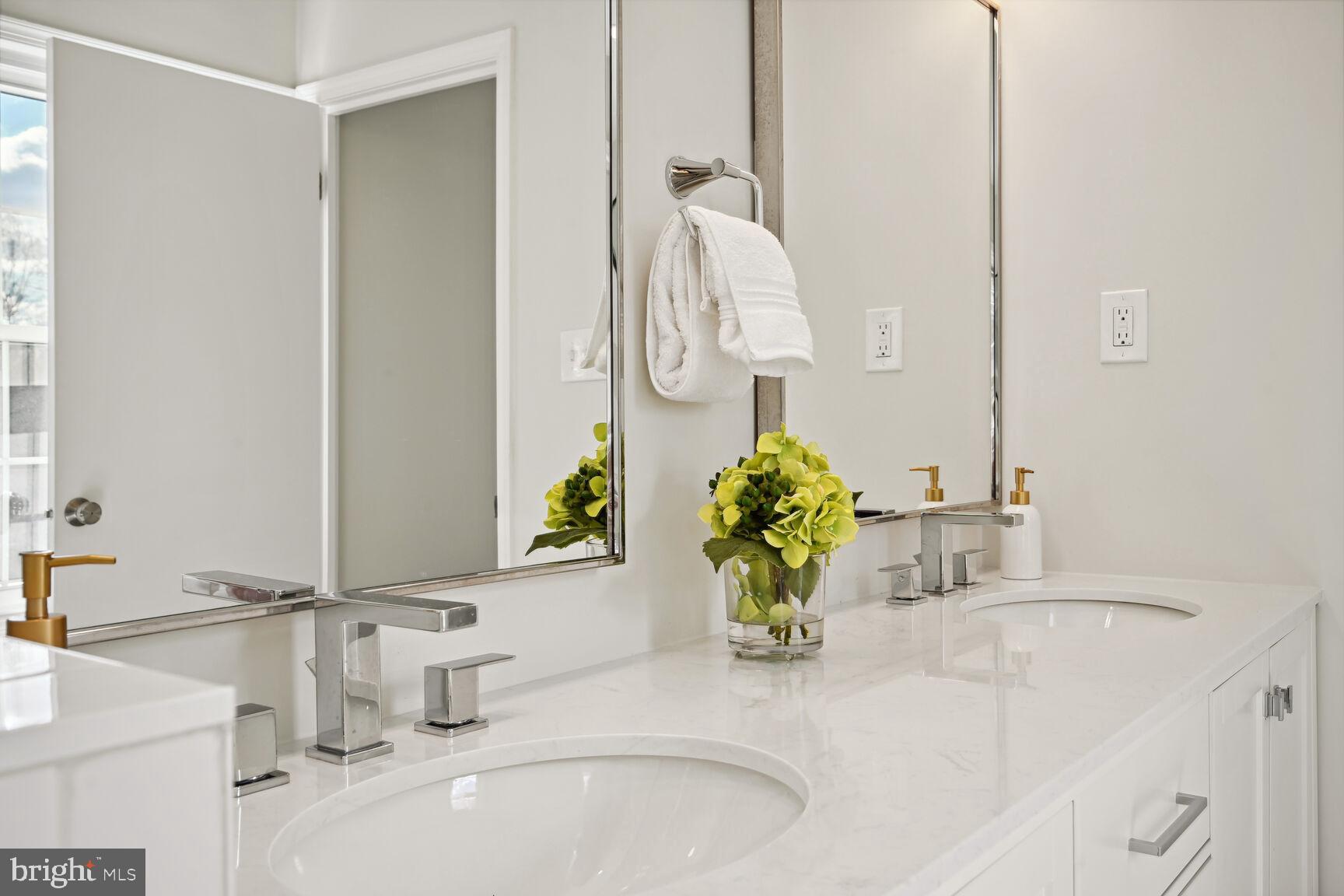 EAST GATE OF POTOMAC - Residential