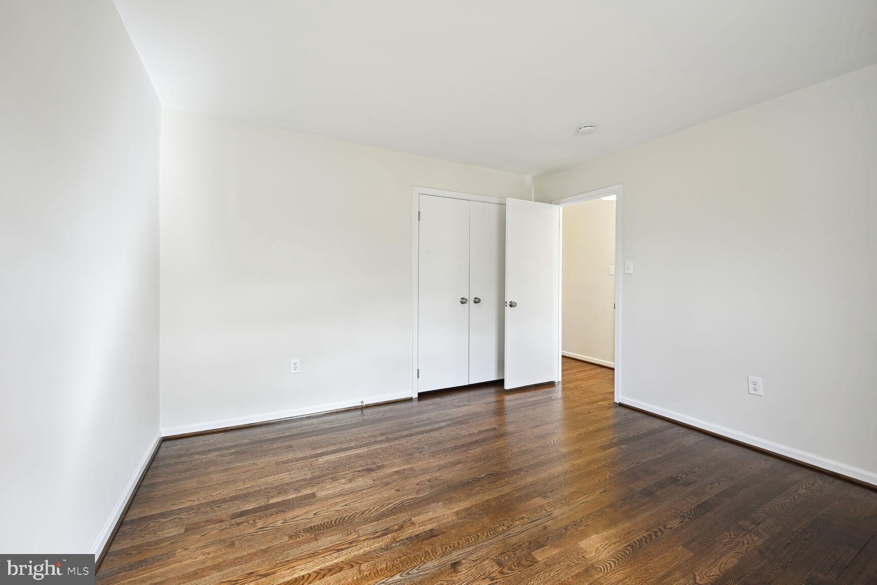 EAST GATE OF POTOMAC - Residential