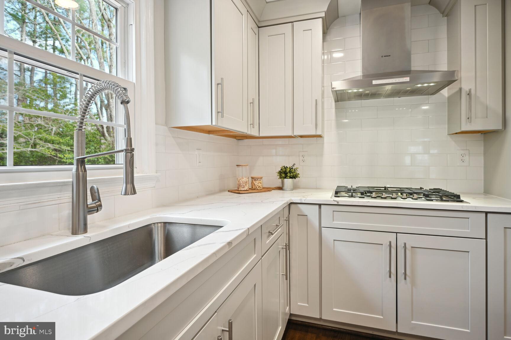 EAST GATE OF POTOMAC - Residential