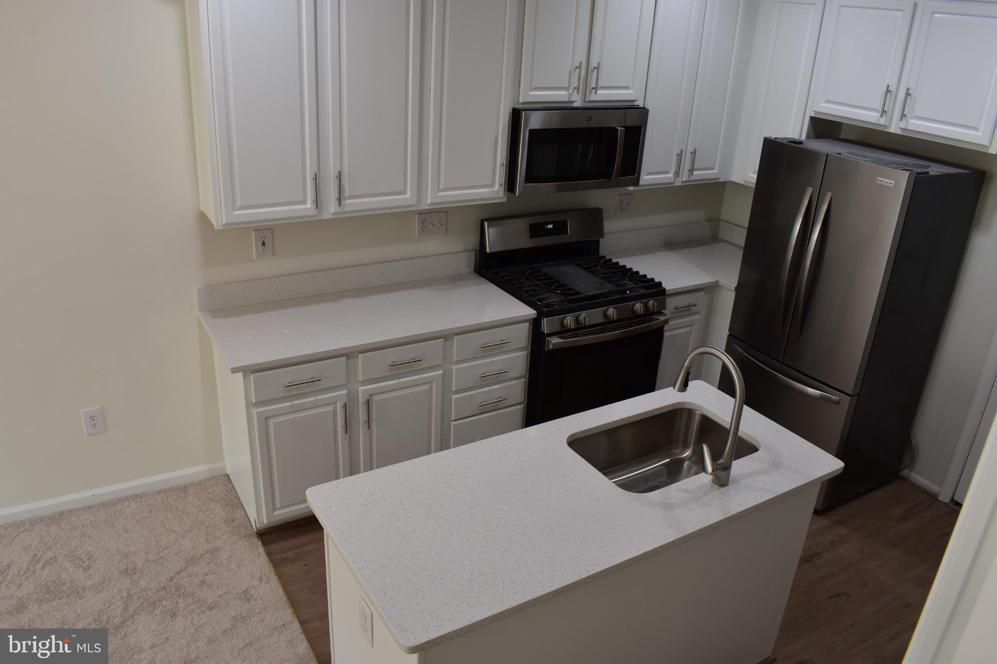 THE TOWNES CONDOMINIUM - Residential