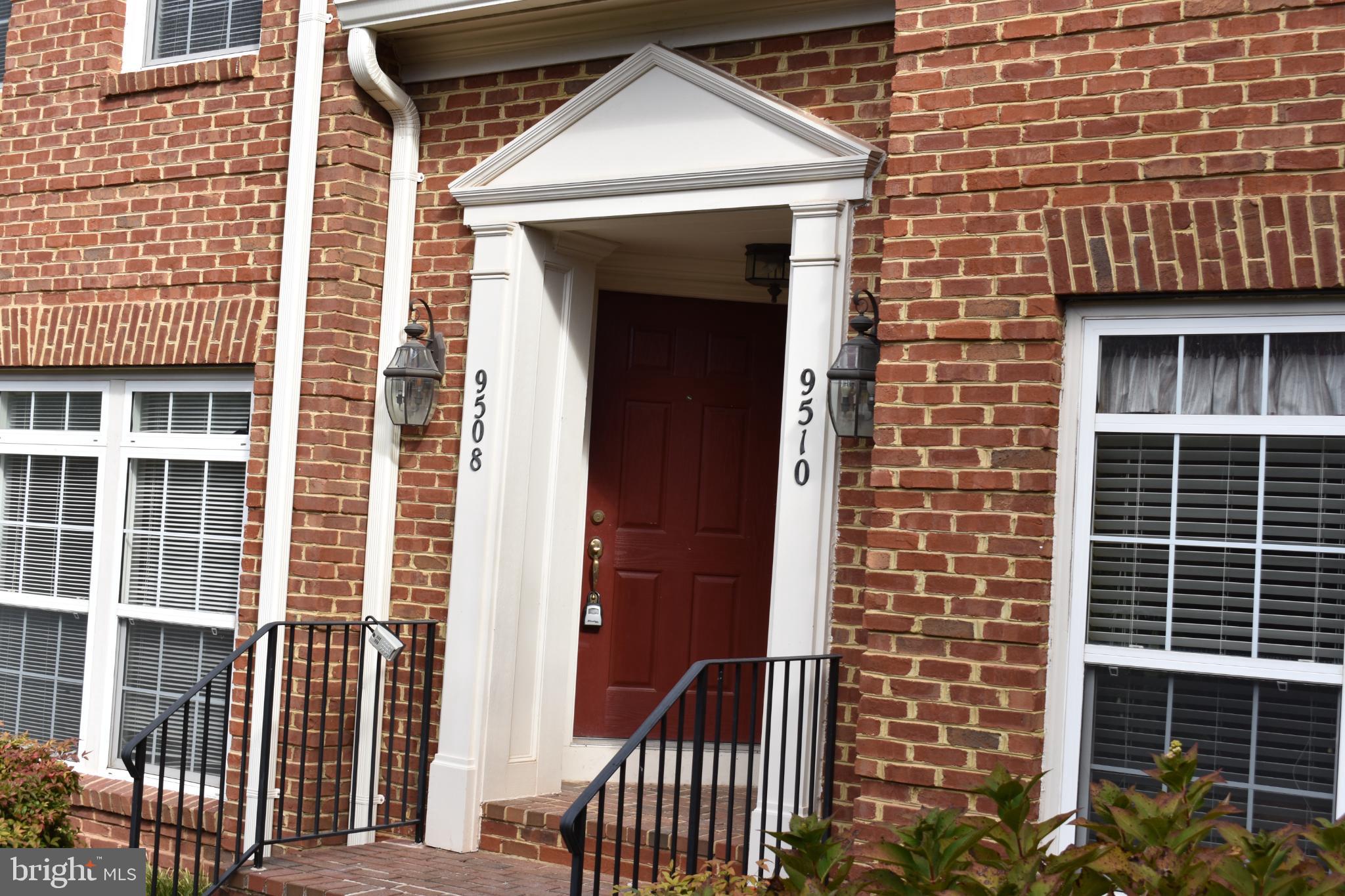 THE TOWNES CONDOMINIUM - Residential