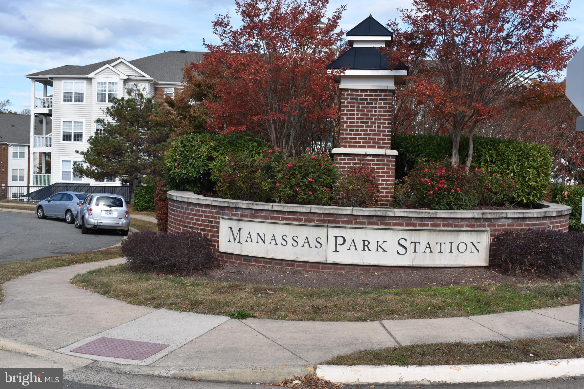 THE TOWNES CONDOMINIUM - Residential