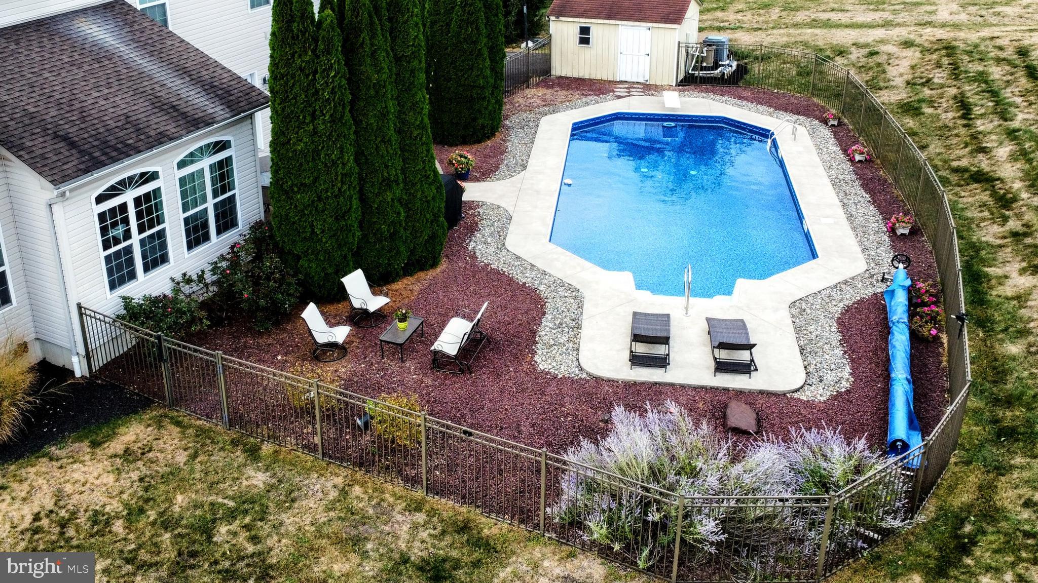 FOX RIDGE FARMS - Residential