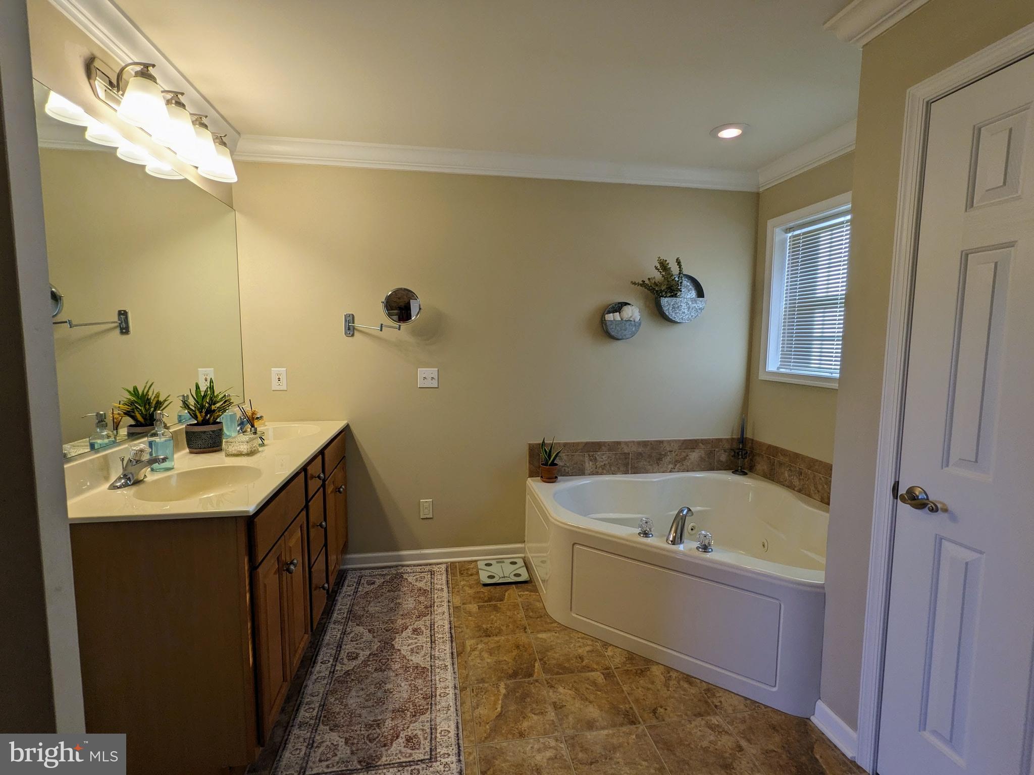 FOX RIDGE FARMS - Residential