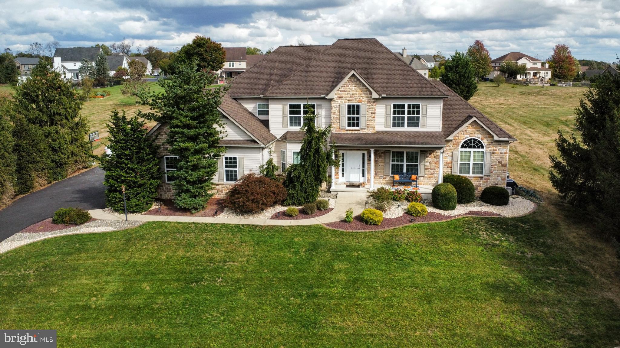 FOX RIDGE FARMS - Residential