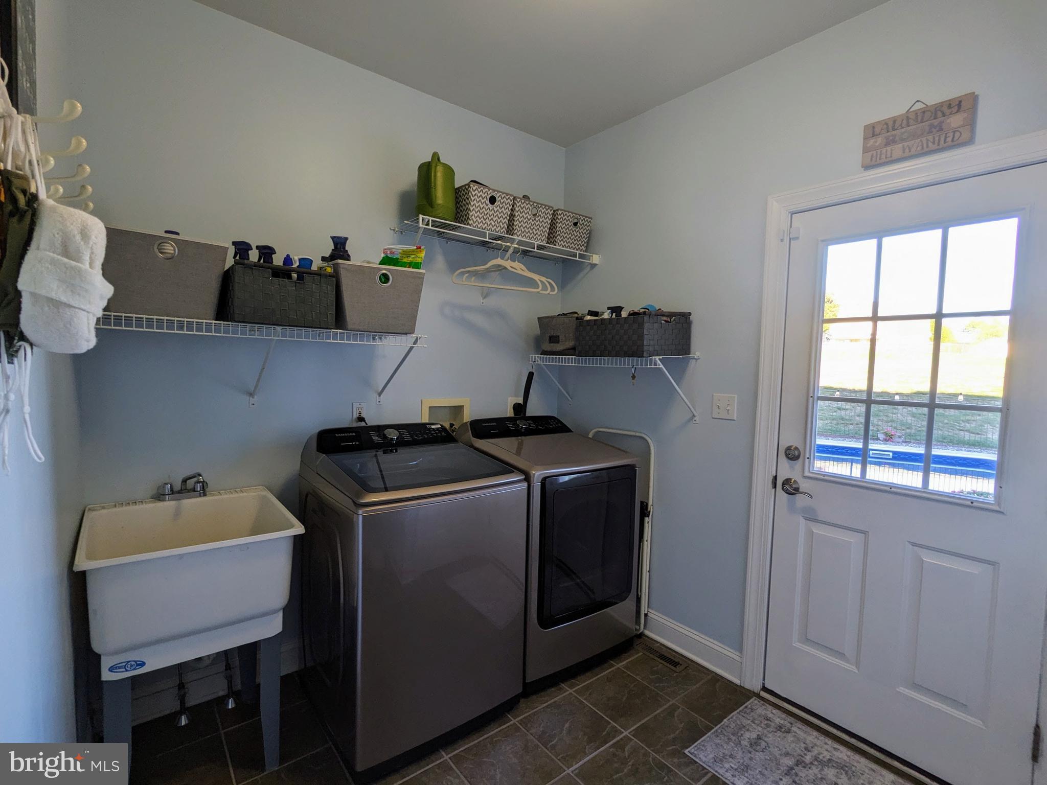 FOX RIDGE FARMS - Residential