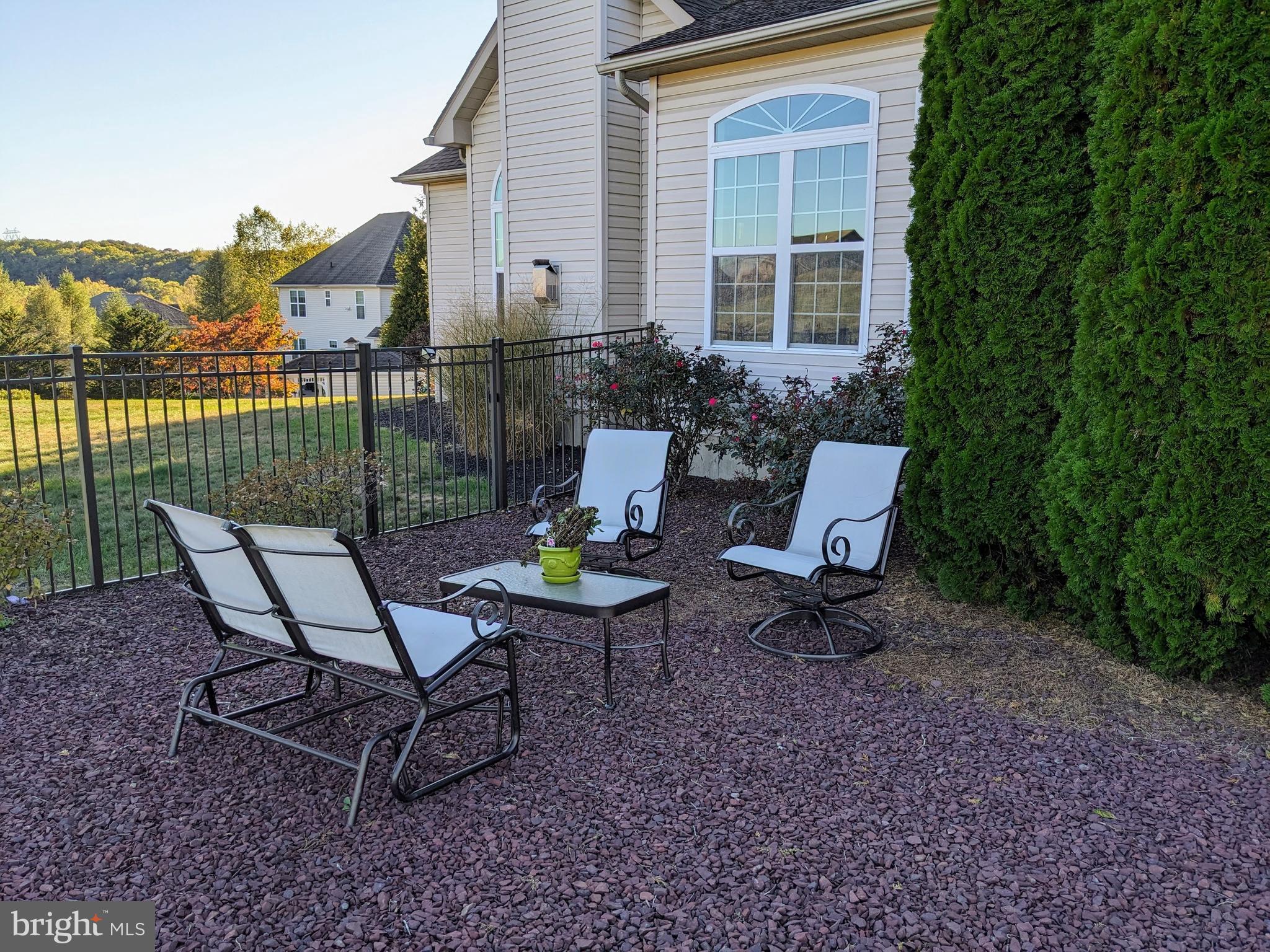 FOX RIDGE FARMS - Residential