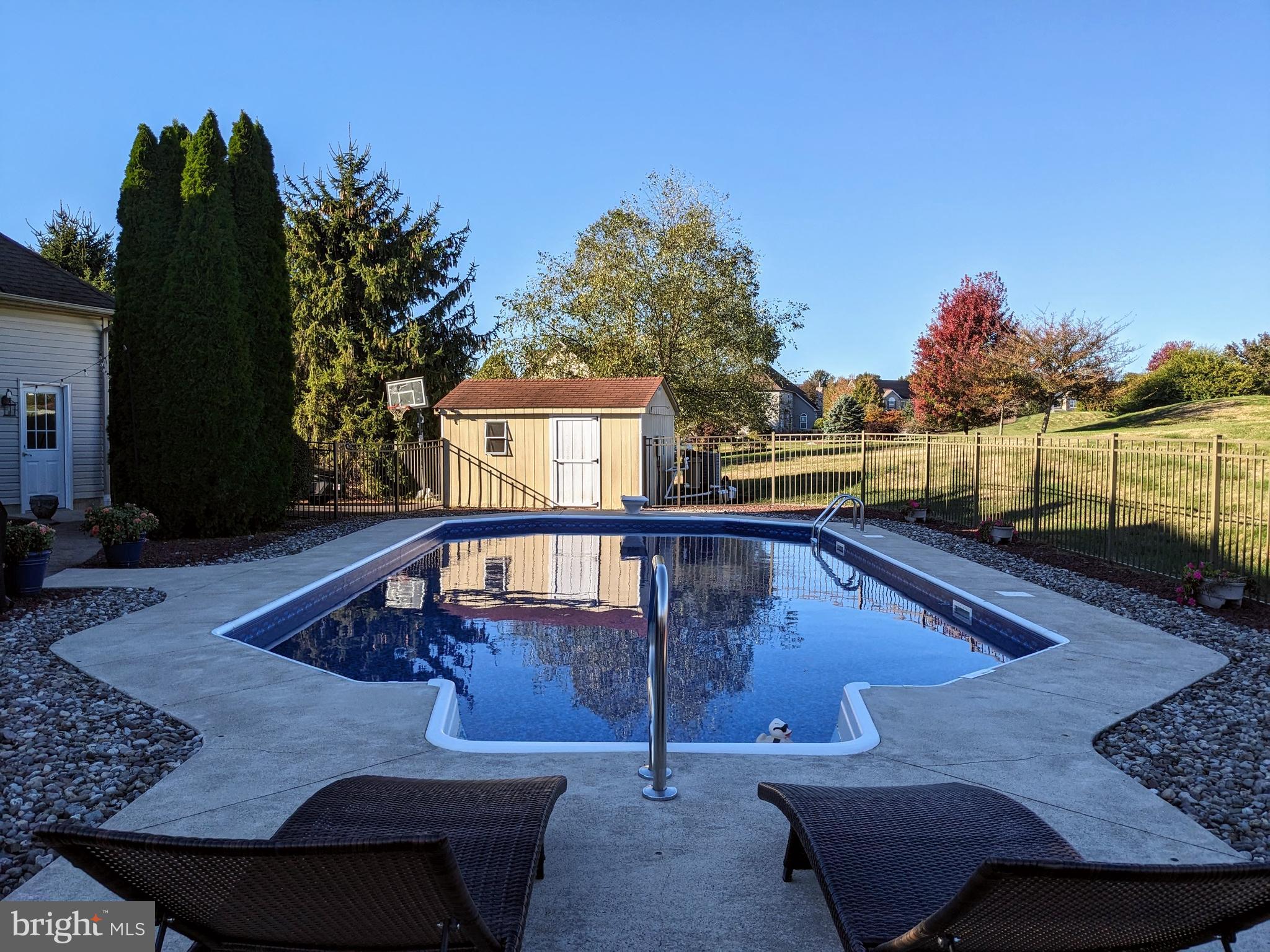 FOX RIDGE FARMS - Residential