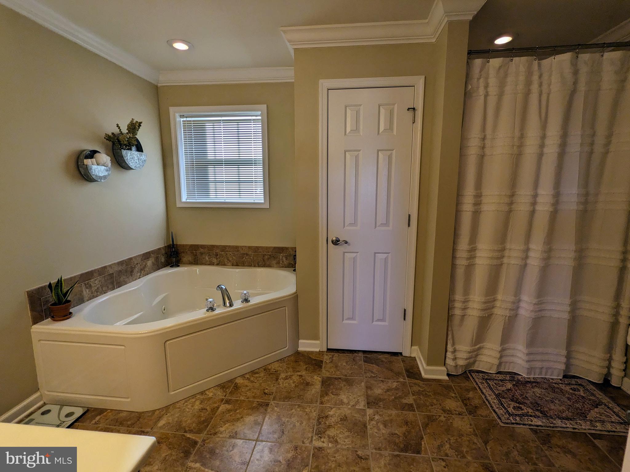 FOX RIDGE FARMS - Residential