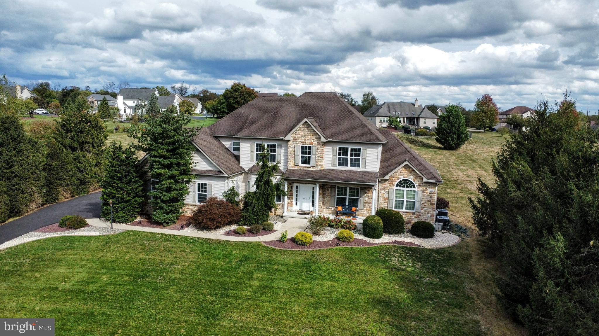 FOX RIDGE FARMS - Residential