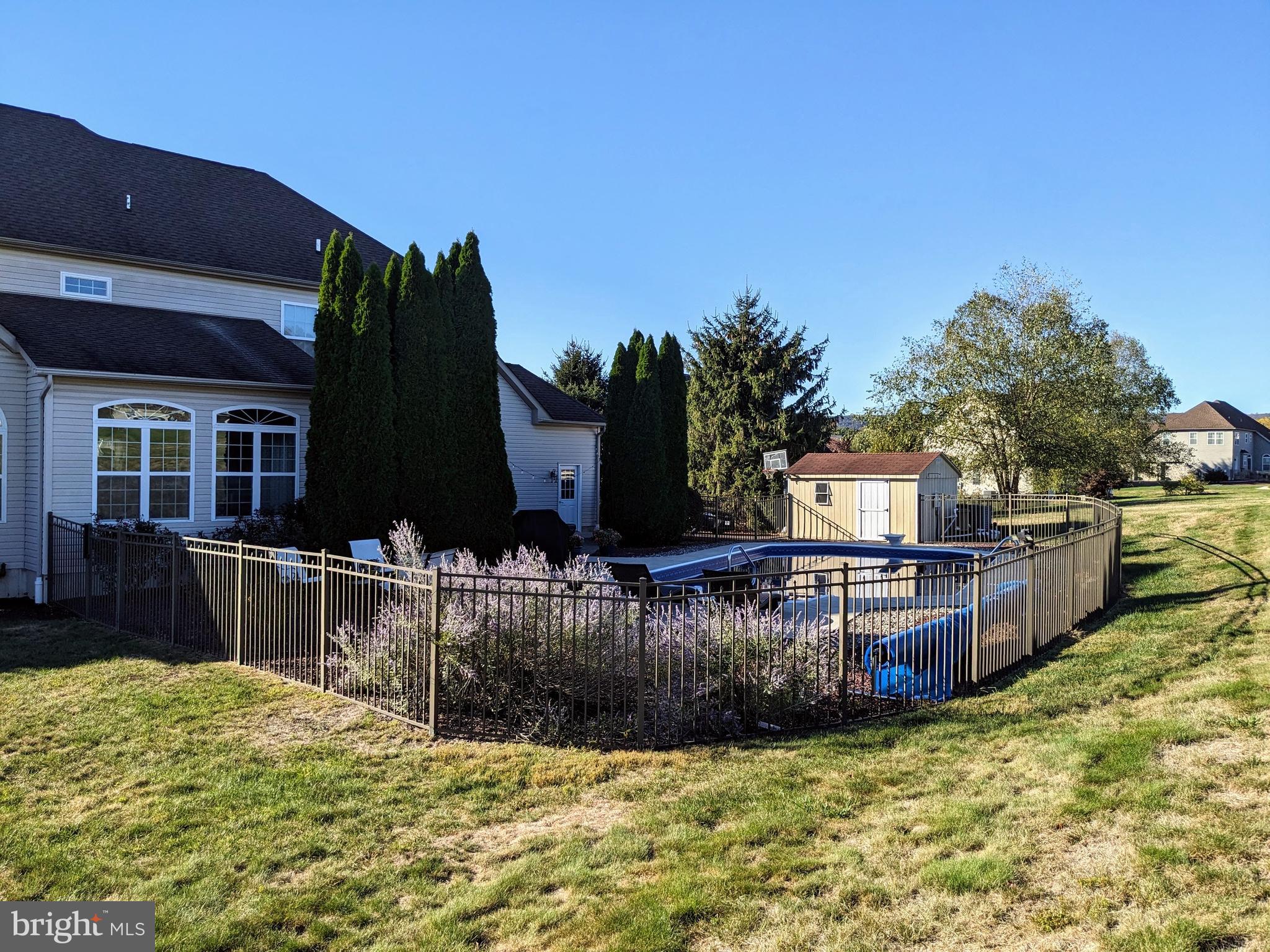 FOX RIDGE FARMS - Residential