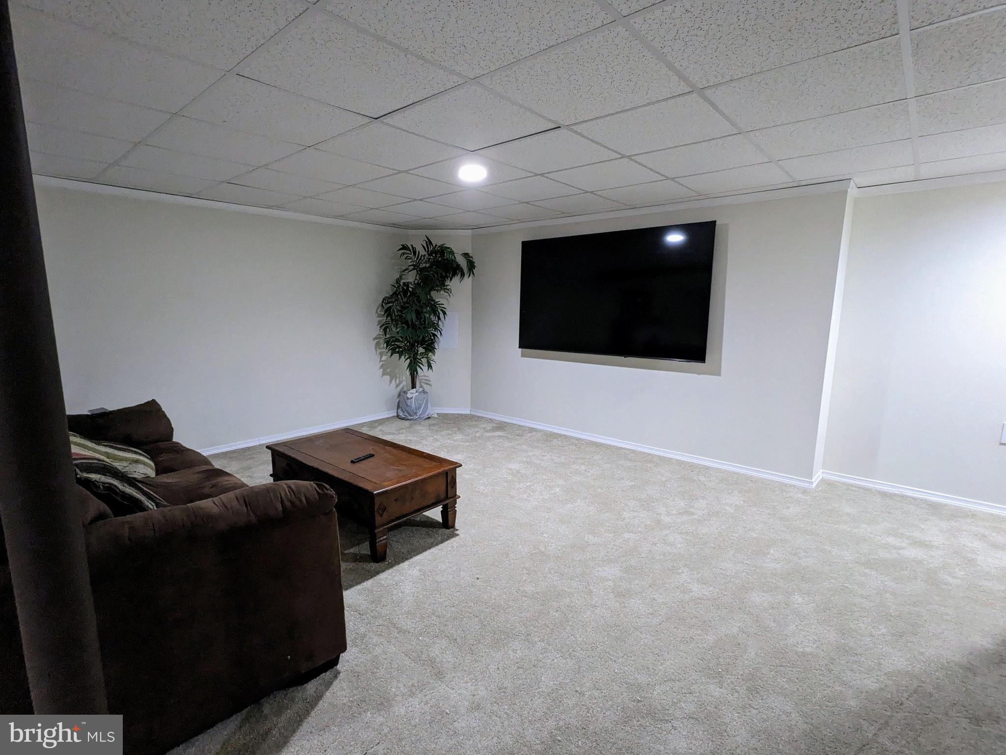 FOX RIDGE FARMS - Residential